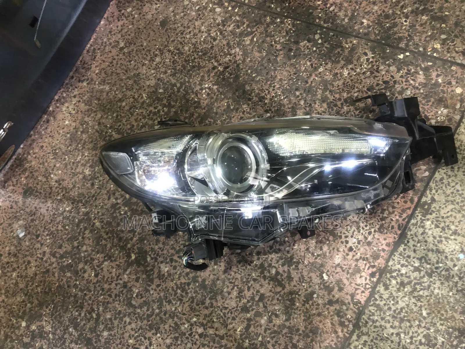 Mazda Atenza 2012 Xenon Headlight