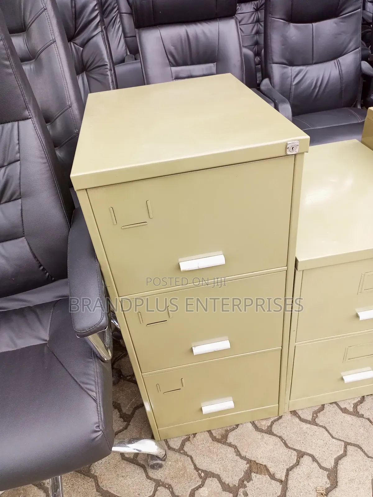 3 Drawer Metallic Files Cabinet