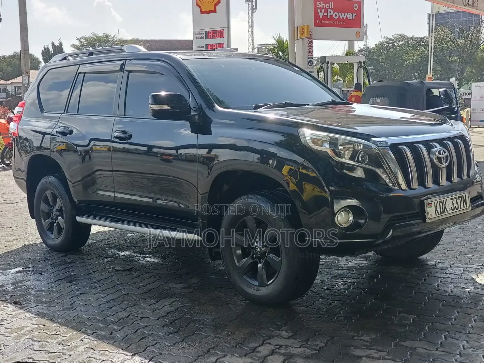 Toyota Land Cruiser Prado 2016 Black
