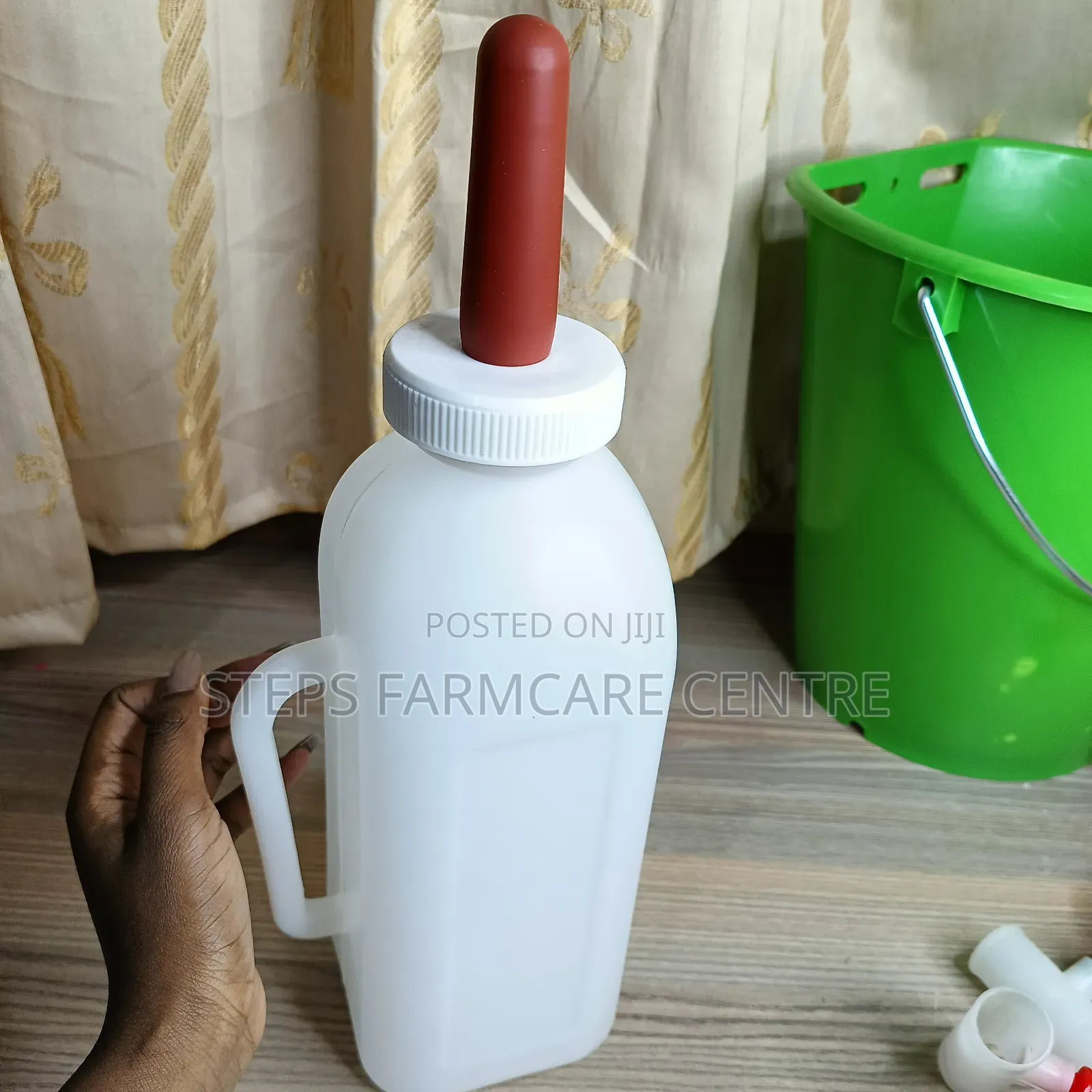 Calf Feeding Bottle With Rubber Tit