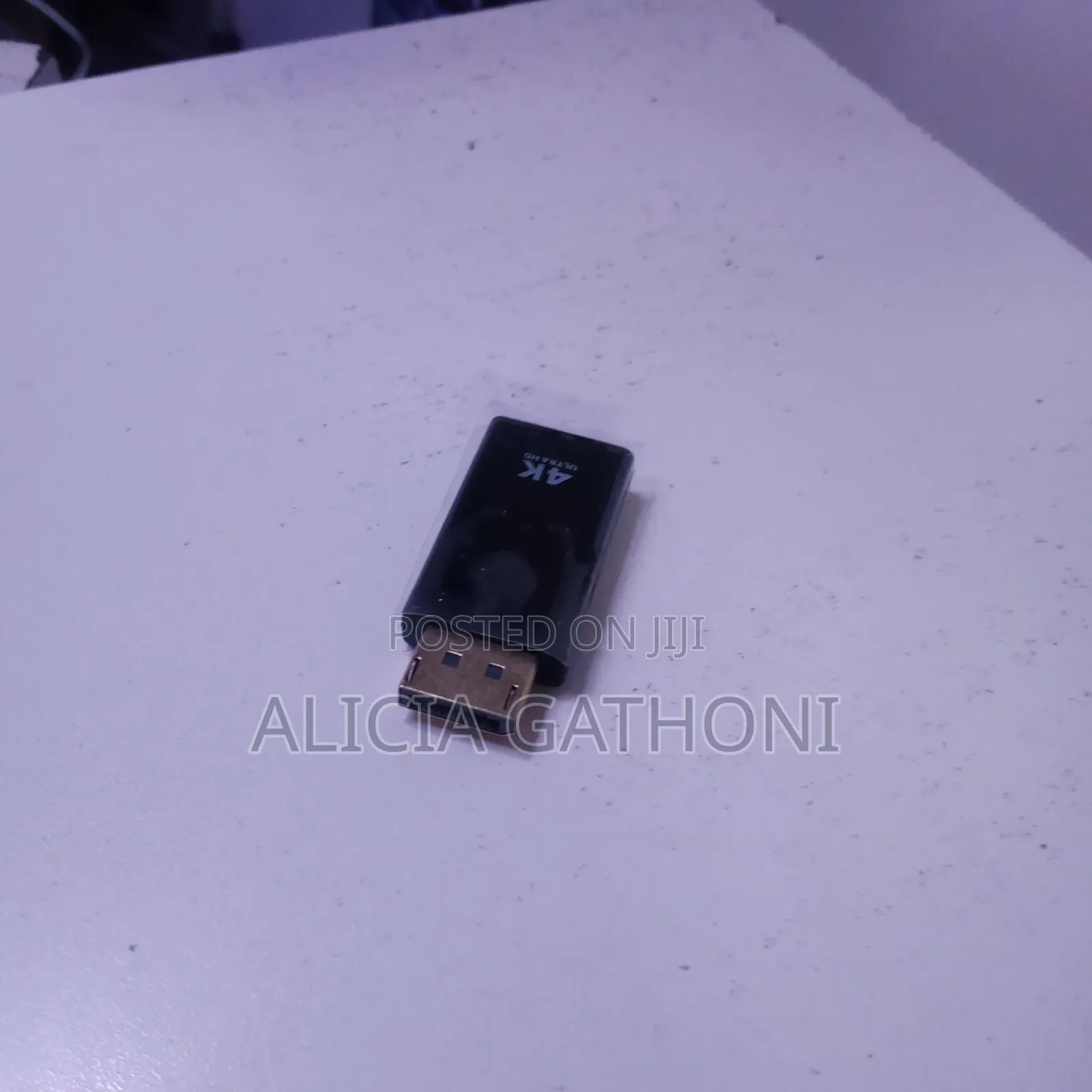Display Port to HDMI Adapter 