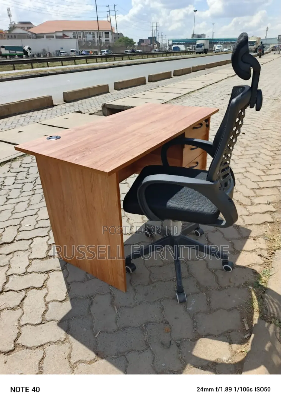 Office Office Desk and Chair