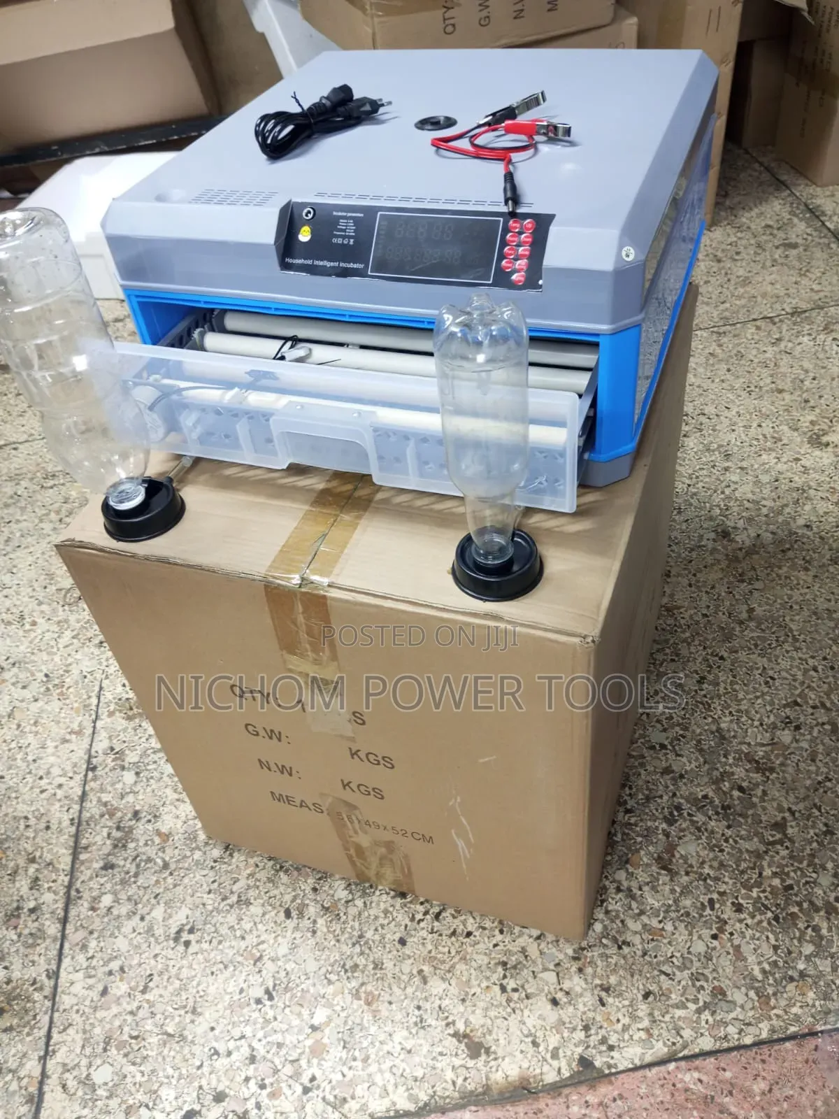 68eggs Automatic Incubator With 
Outer Water Bottle System
