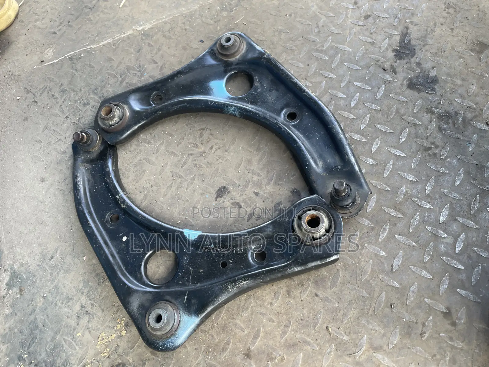 New Model Nissan Note Complete Arm