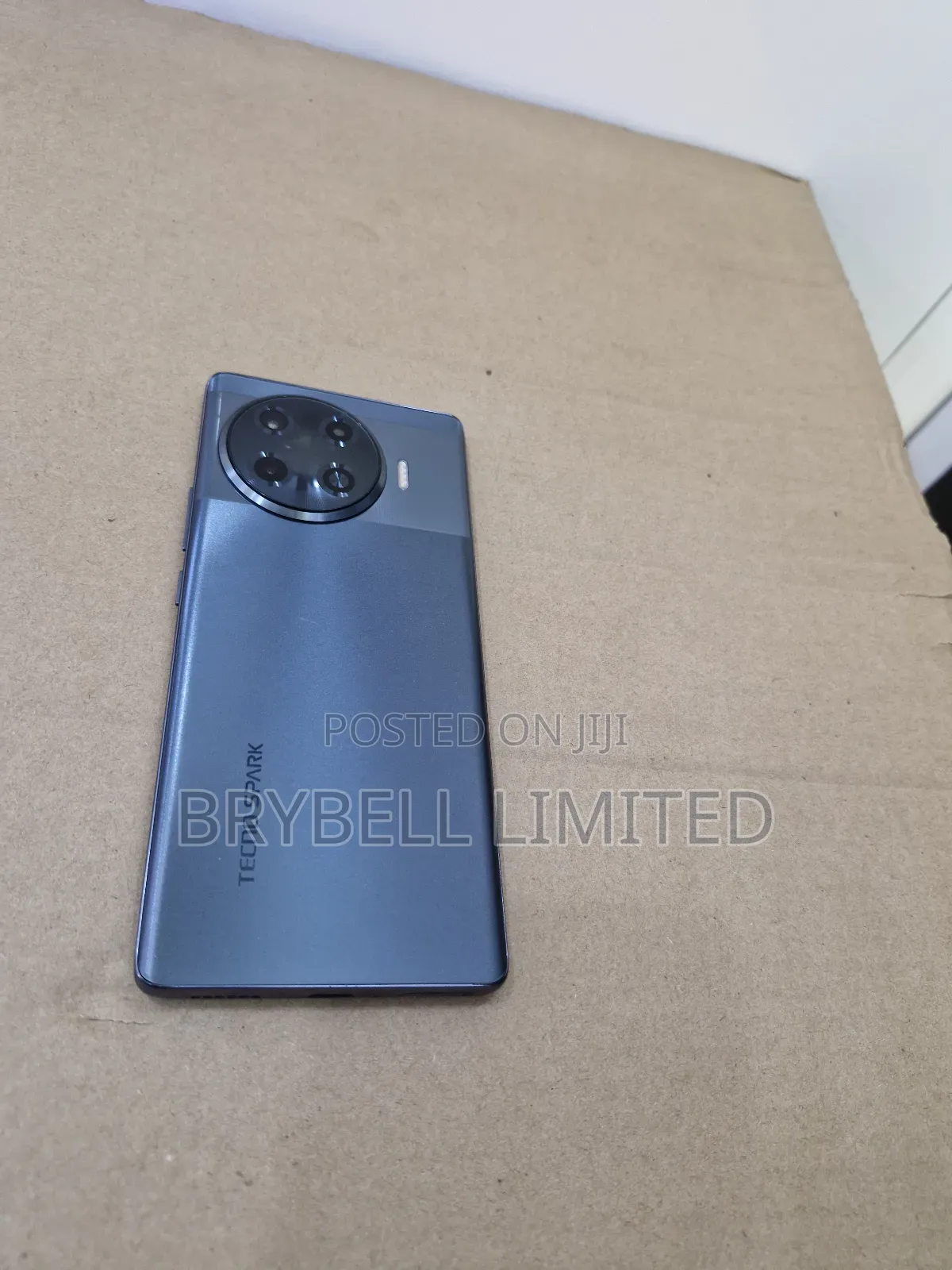 Tecno Spark 20 Pro Plus 256 GB Gray