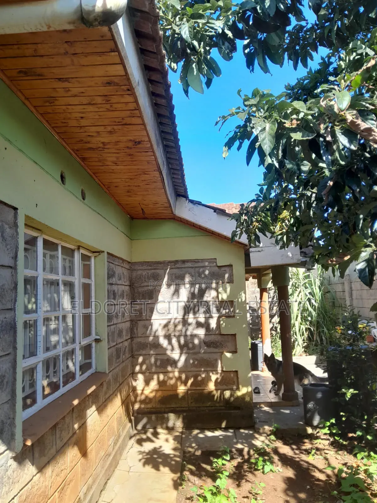 3bdrm Bungalow in Hazina Estate, Eldoret West for sale