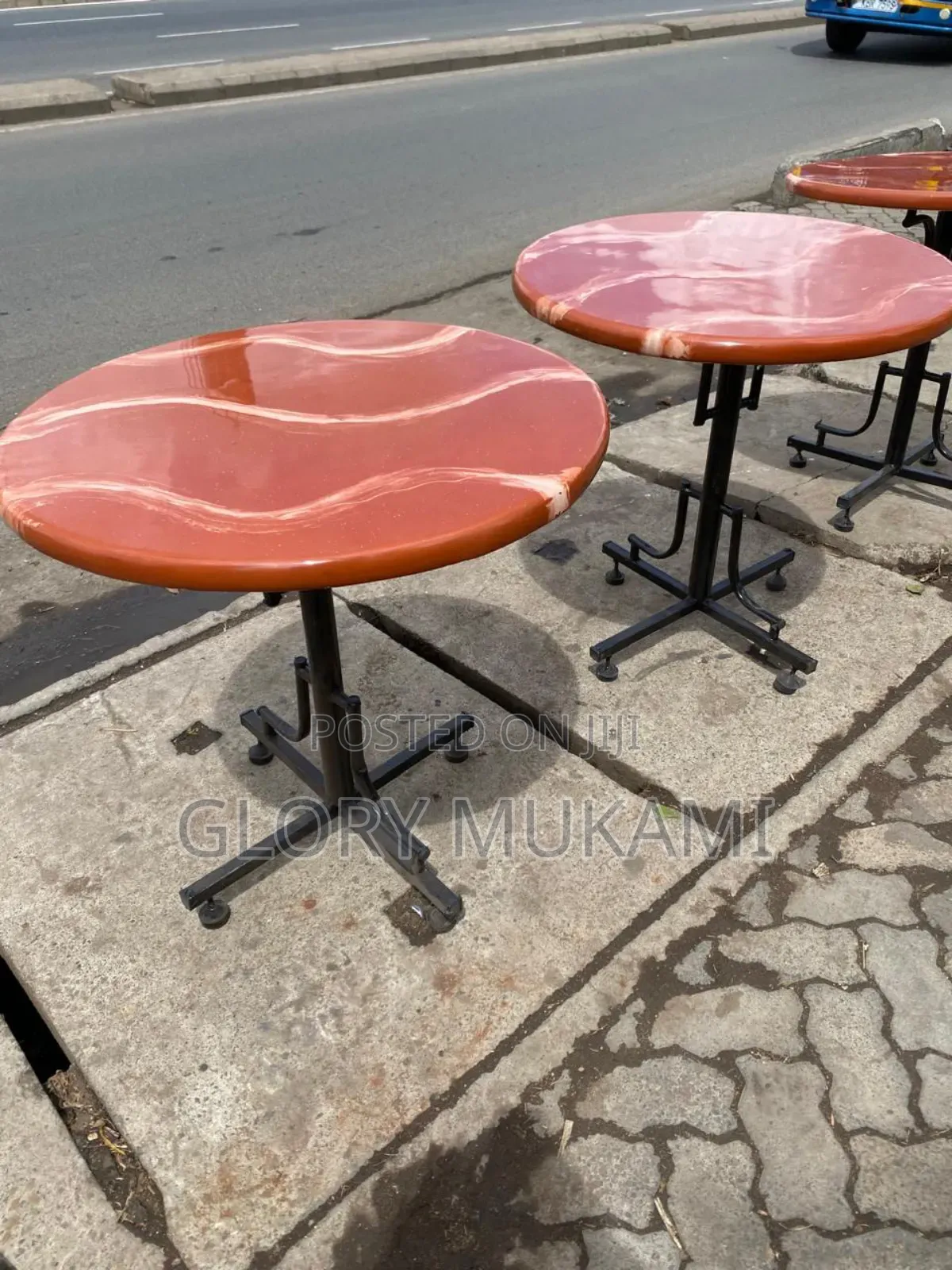 Brown Marble Round Restaurant and Bar Tables