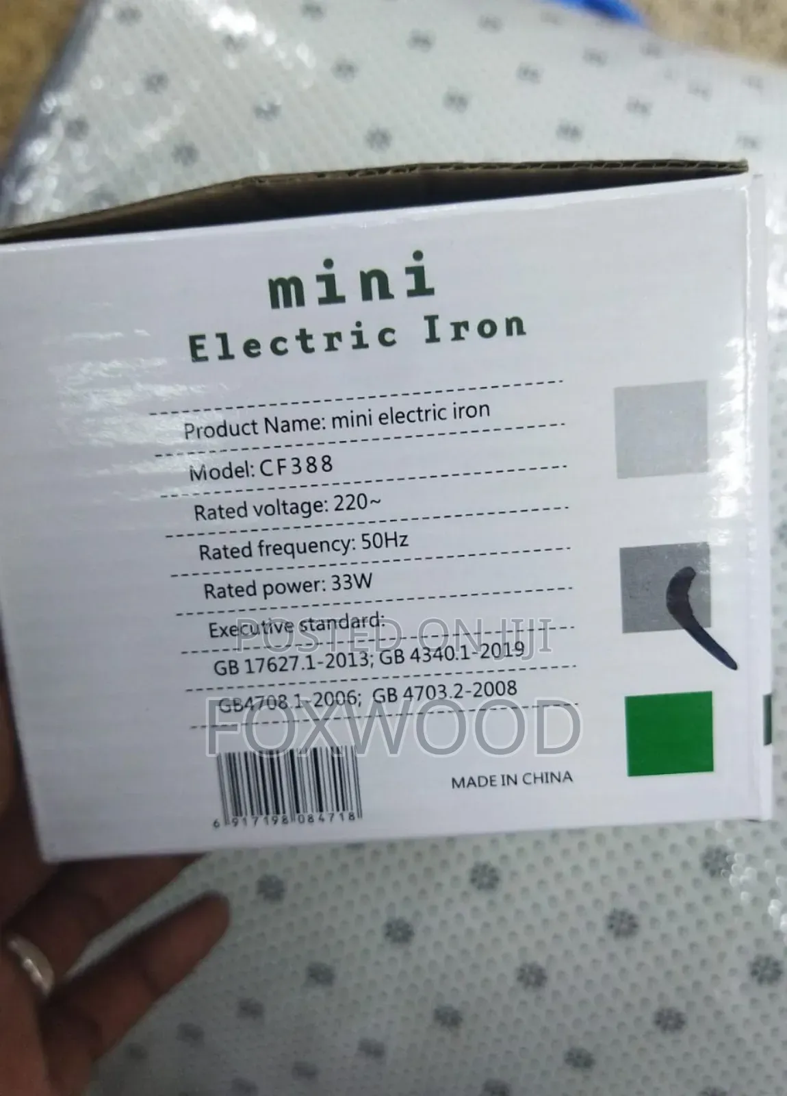 Mini Portable Steam Ironing Machine.