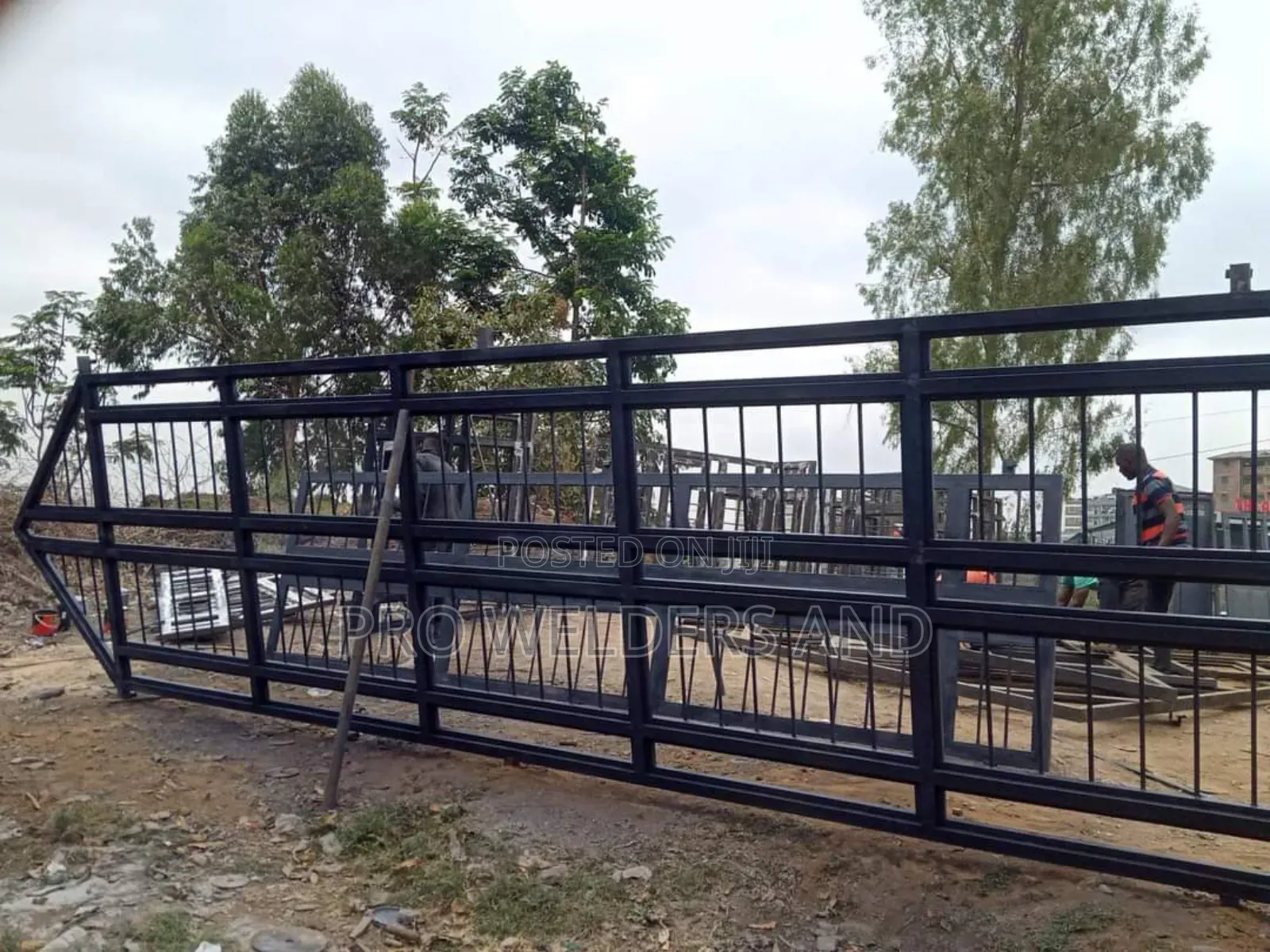 Curtain Walls(Big Full Windows)
