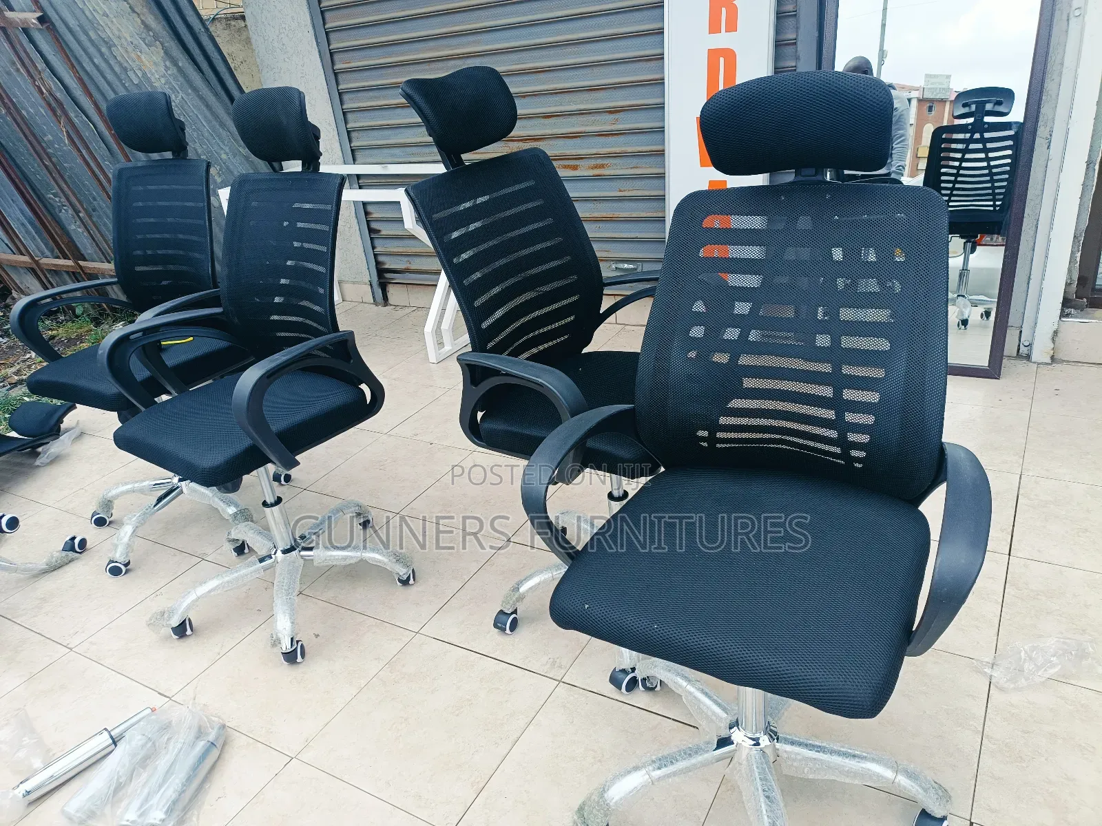 Headrest Office Mesh Chair.
