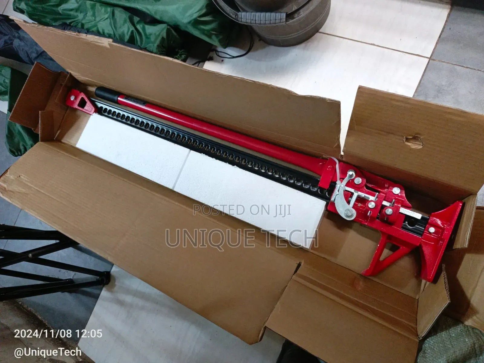 Hi-Lift Jack 48”–Designed for Lifting, Pulling Car Support