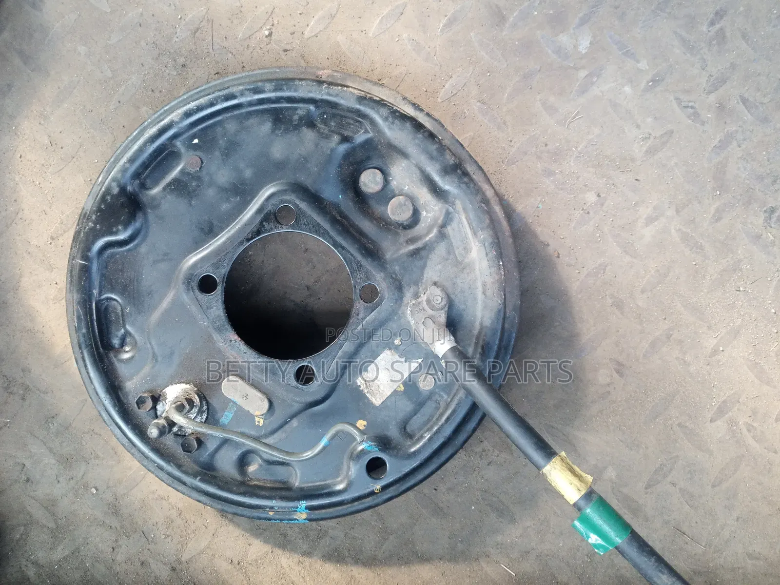 Toyota Fielder Nze Back Plate