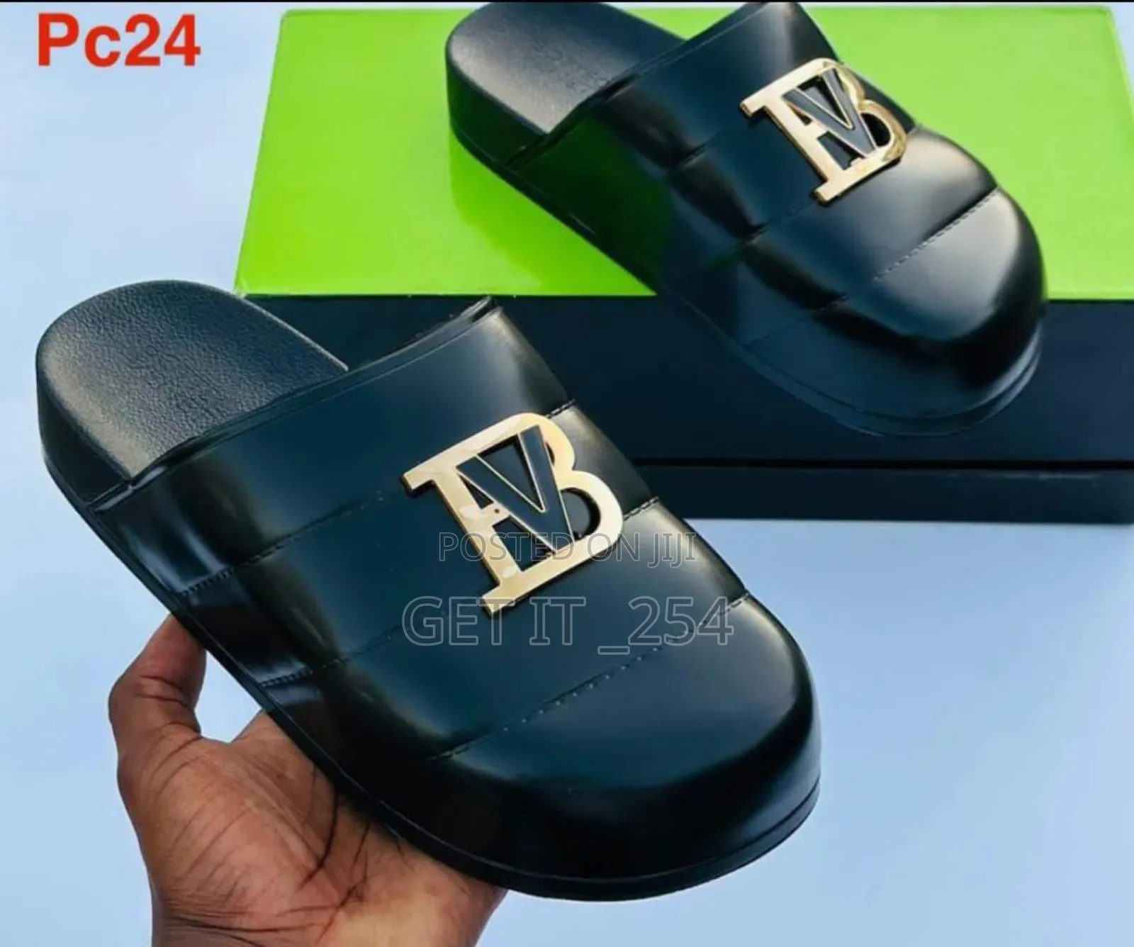 Clogs Size 40-45 Who