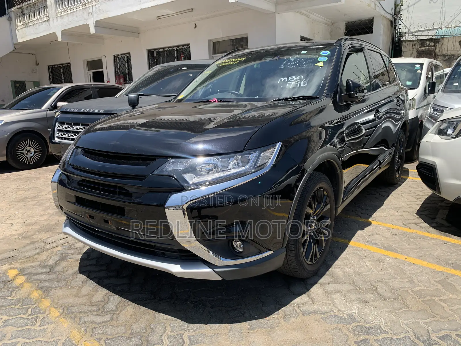 Mitsubishi Outlander ES FWD 2017 Black