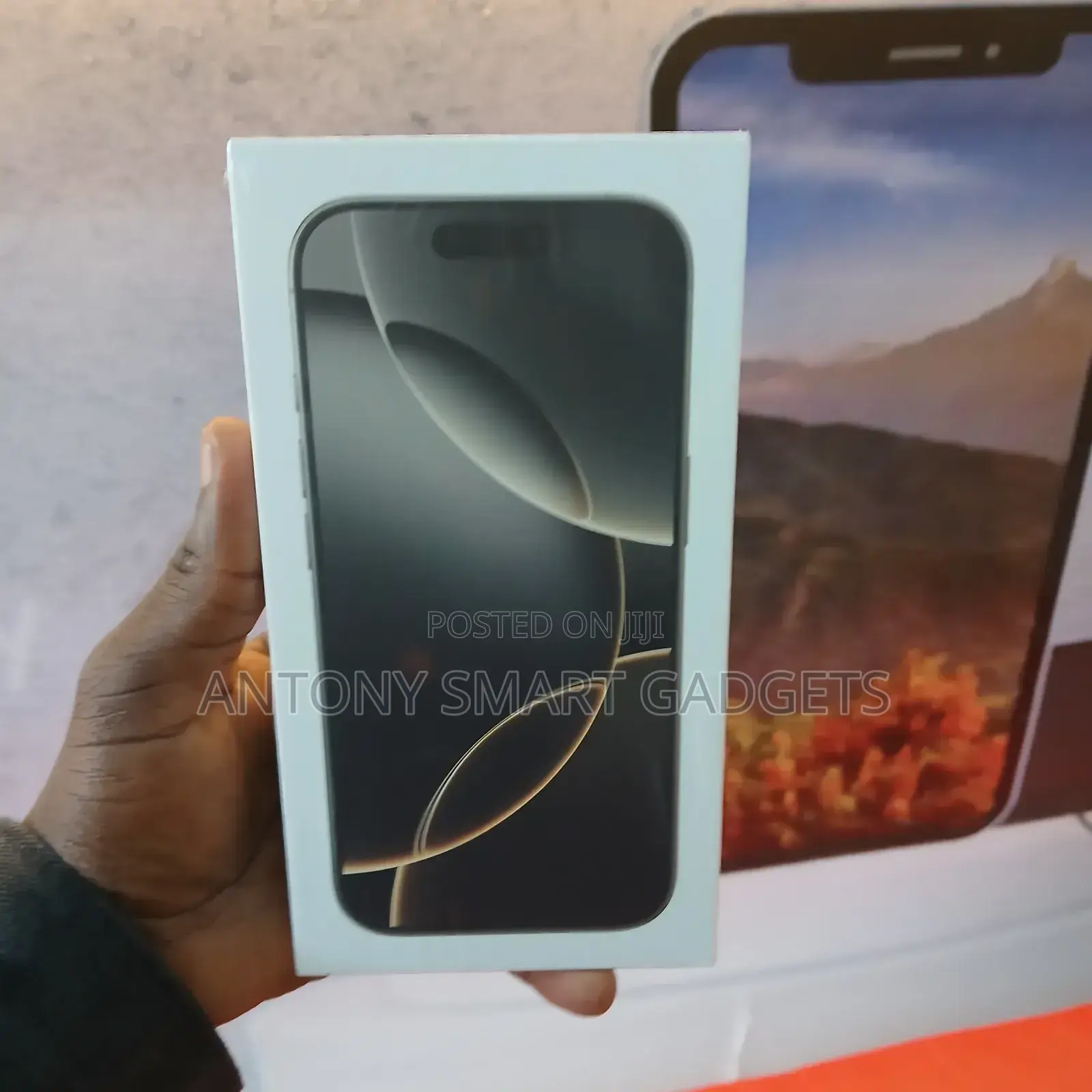 New Apple iPhone 16 Pro 256 GB Black