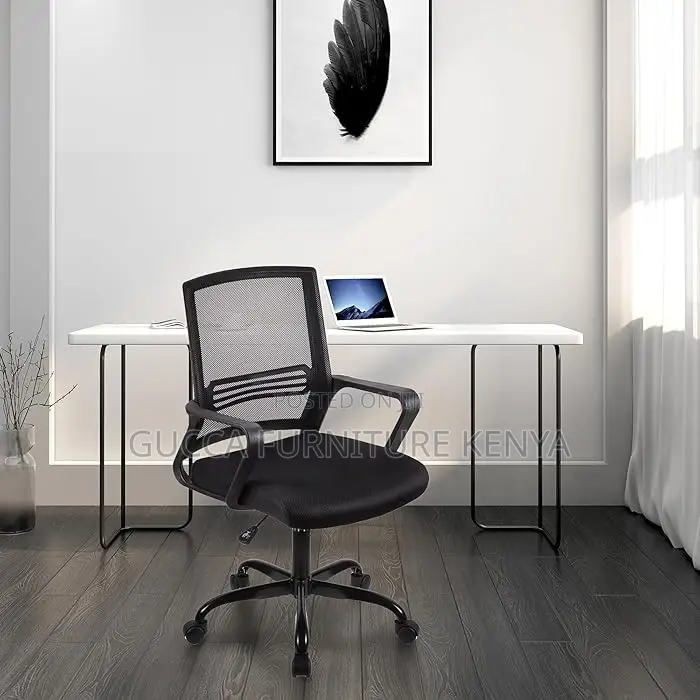 Office Chairs: Ergonomic Swivel Chair With Lumbar Support