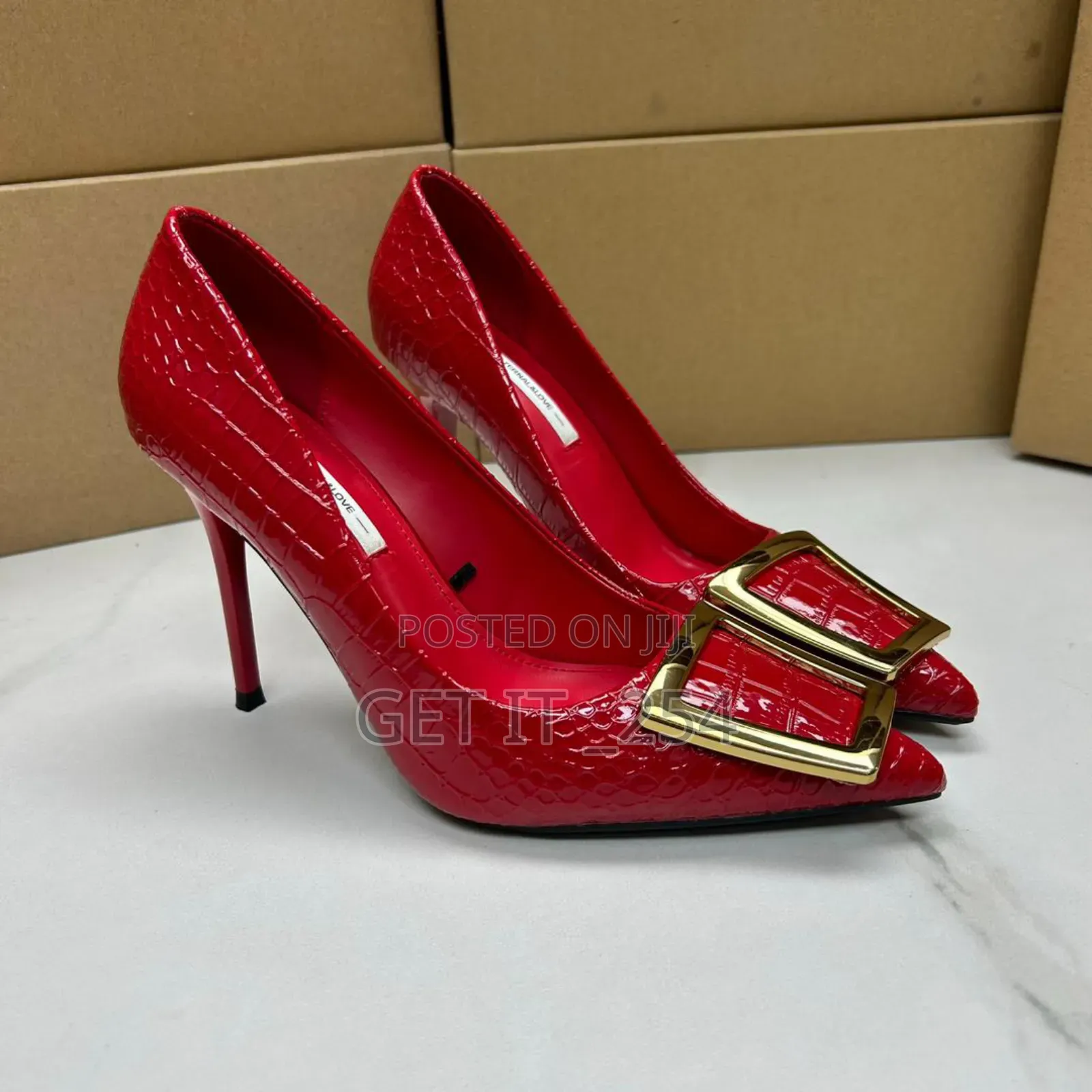HIGH QUALITY (Eternal Love) Closed Pointed Hee