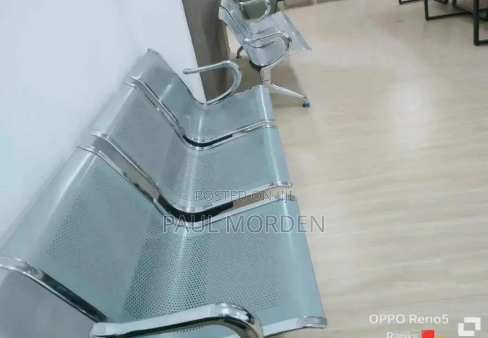 Airport Three Link Chair