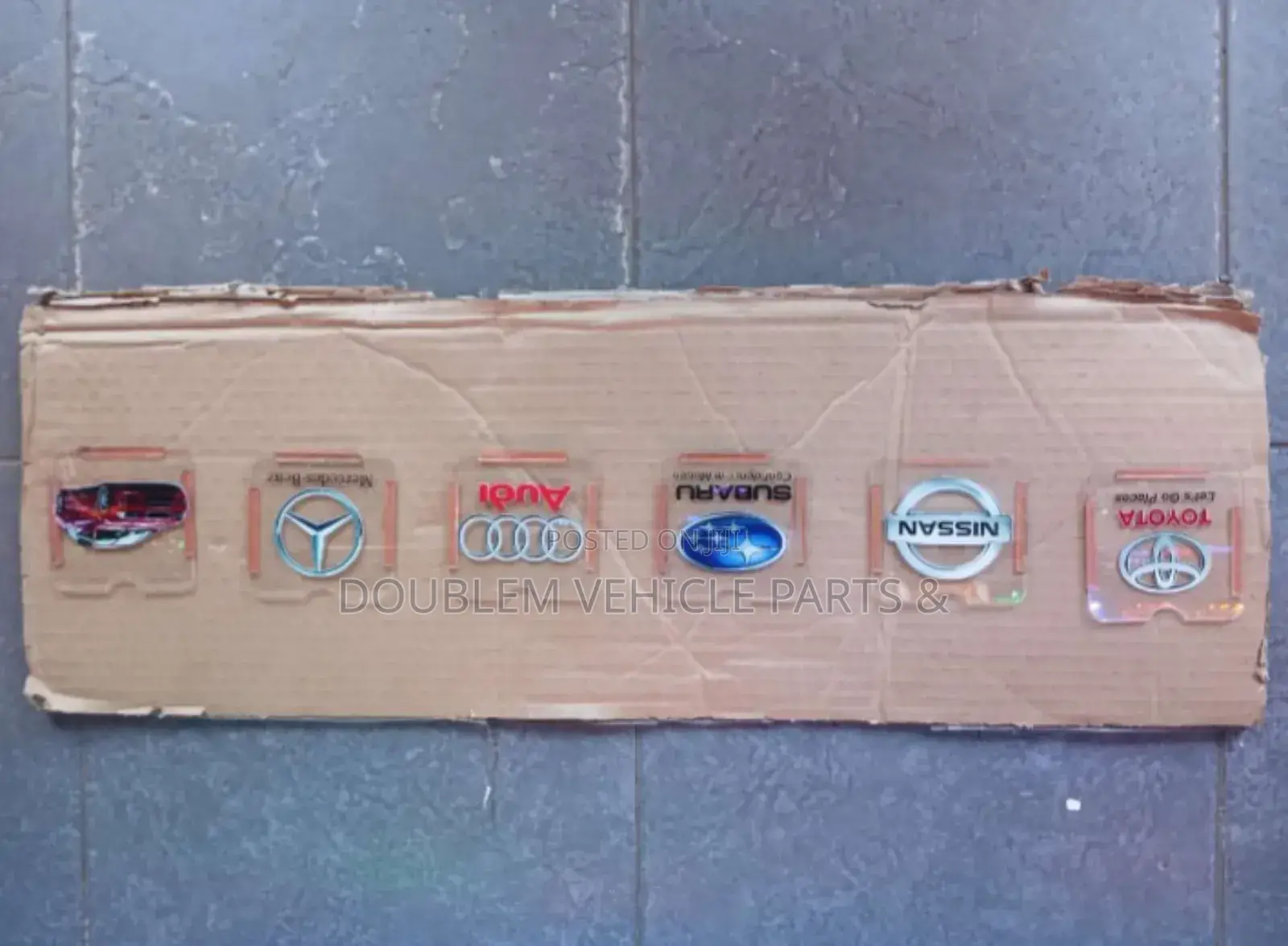 Logo/Emblems Mercedes-Benz,Audi,Toyota,Nissan,Subaru Etc