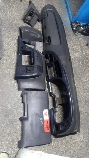 Isuzu FRR 33 Dashboard Assembly