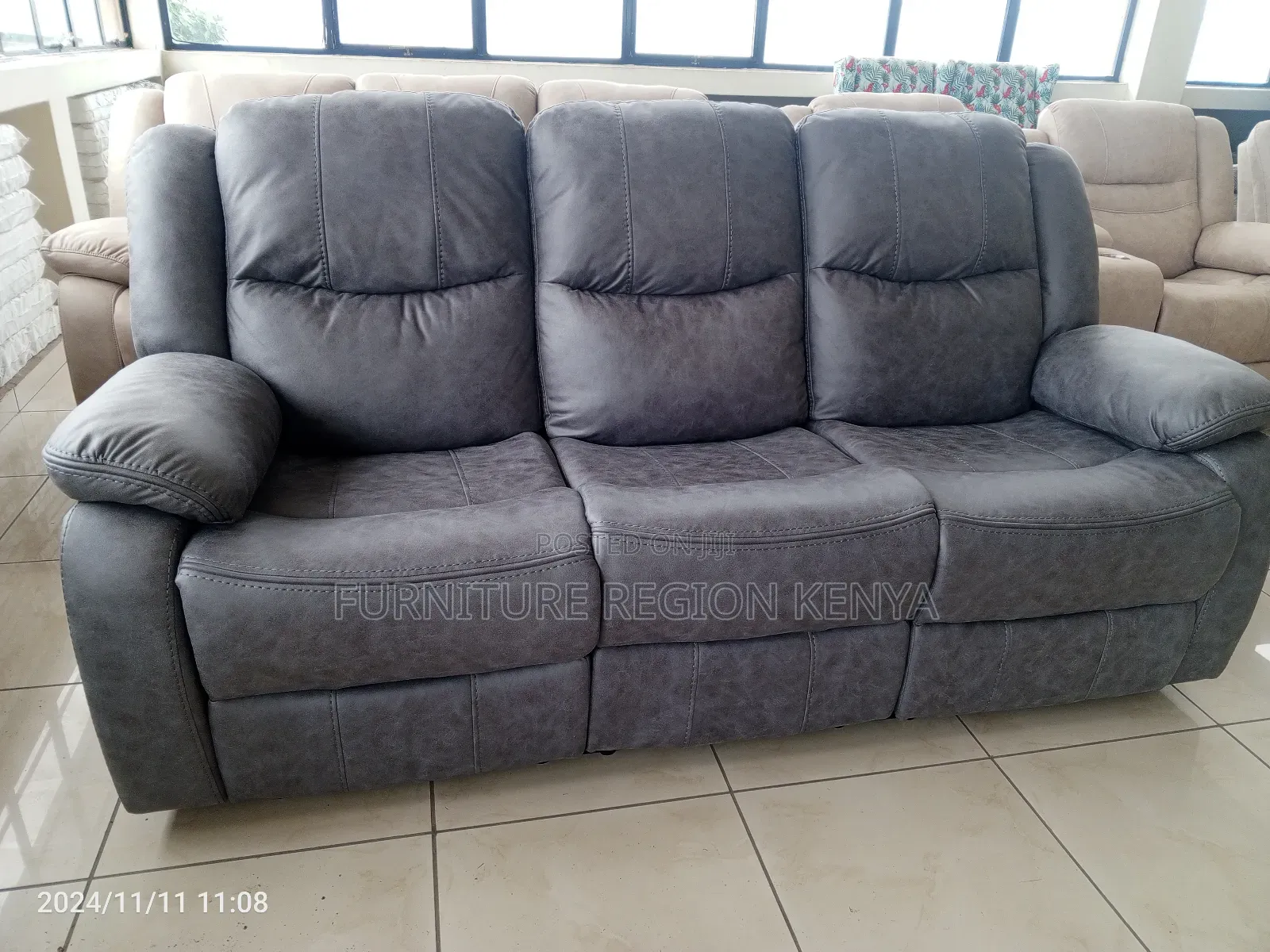Three Seater Fabric Fiber Imported Recliner