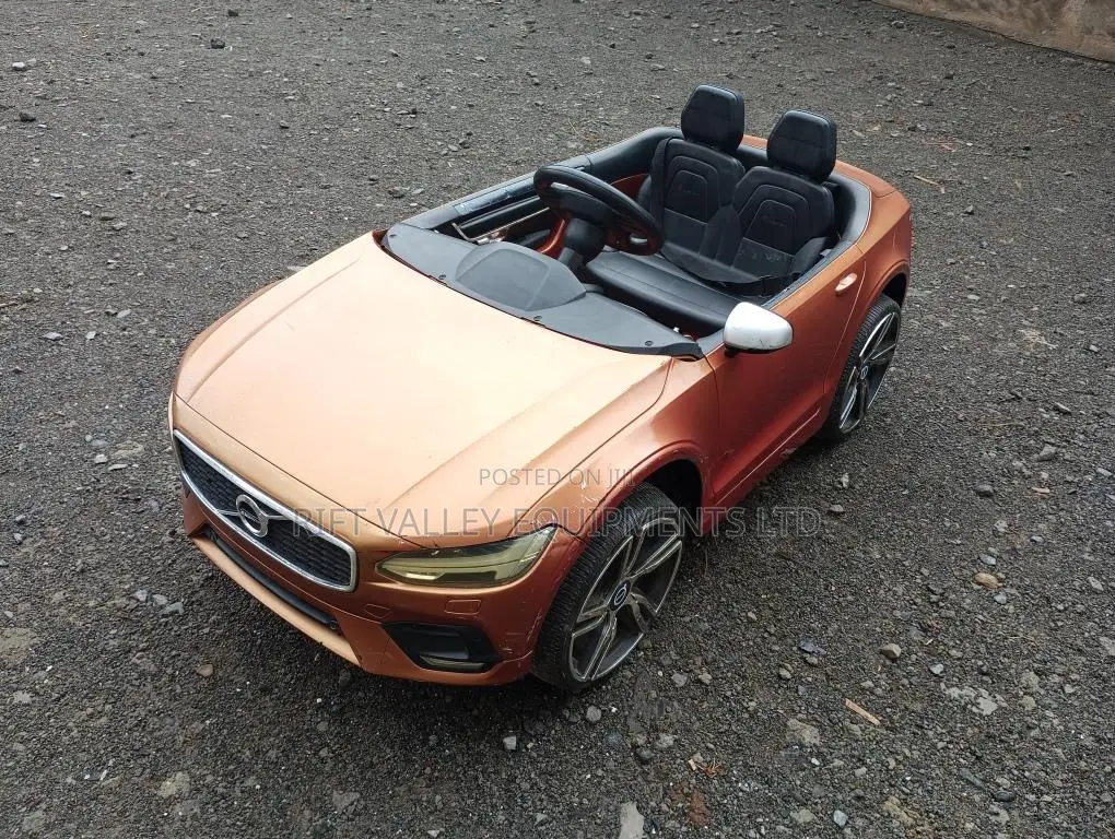 Remote Controlled Electric Toy Car Volvo S90
