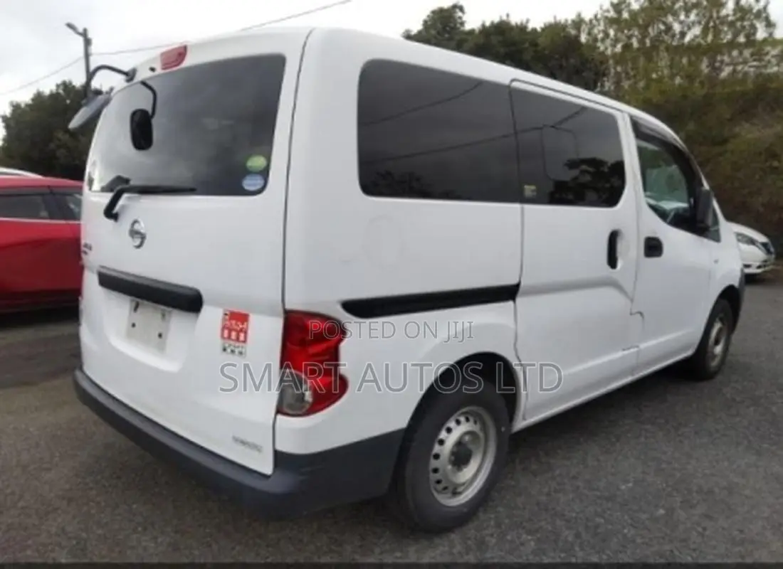 Nissan NV200 S 2017 White