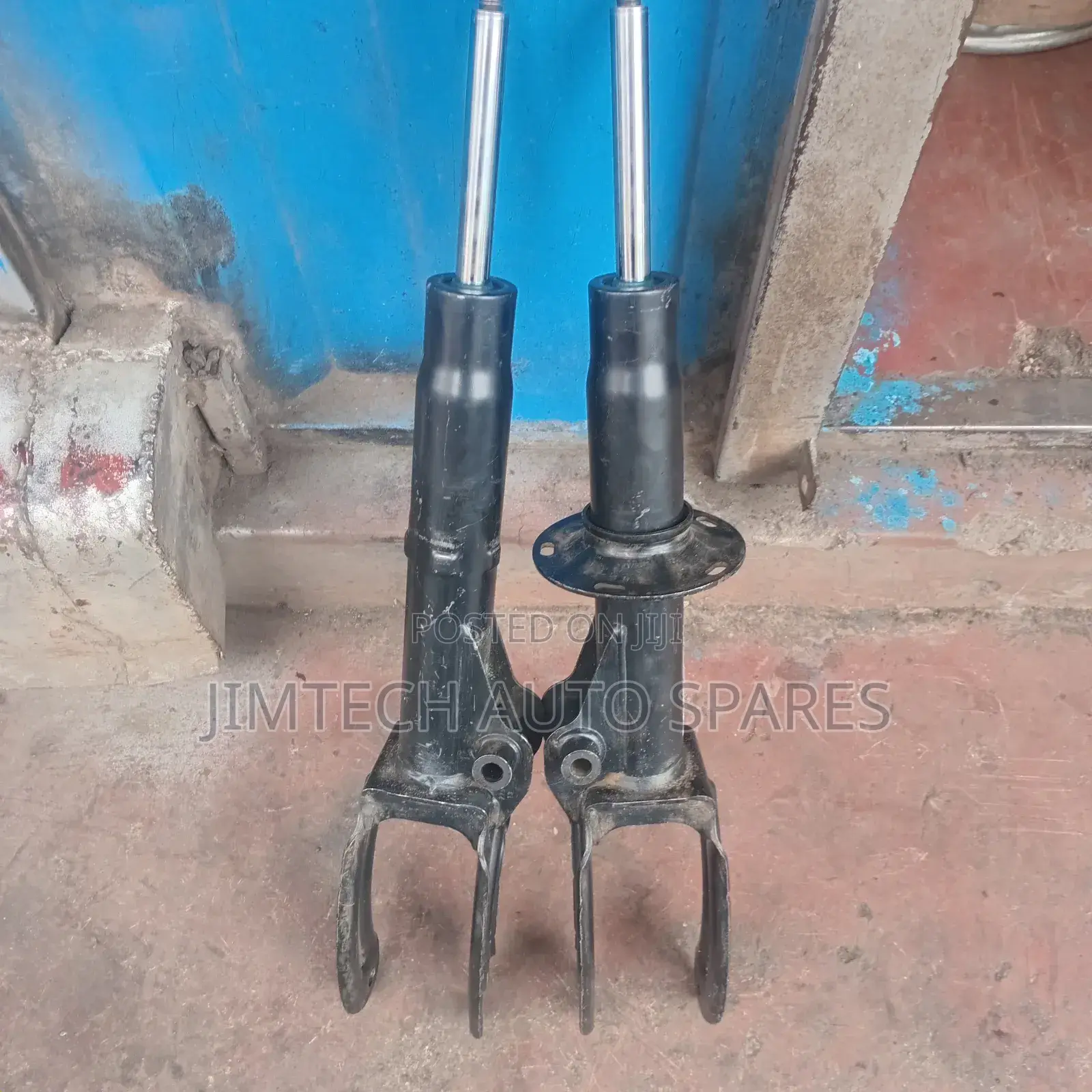 Porsche Cayenne Front Shocks