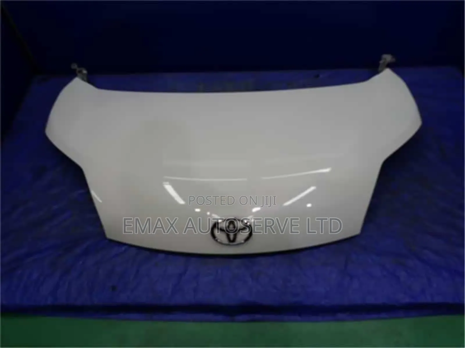 Toyota Porte 2013 Bonnet