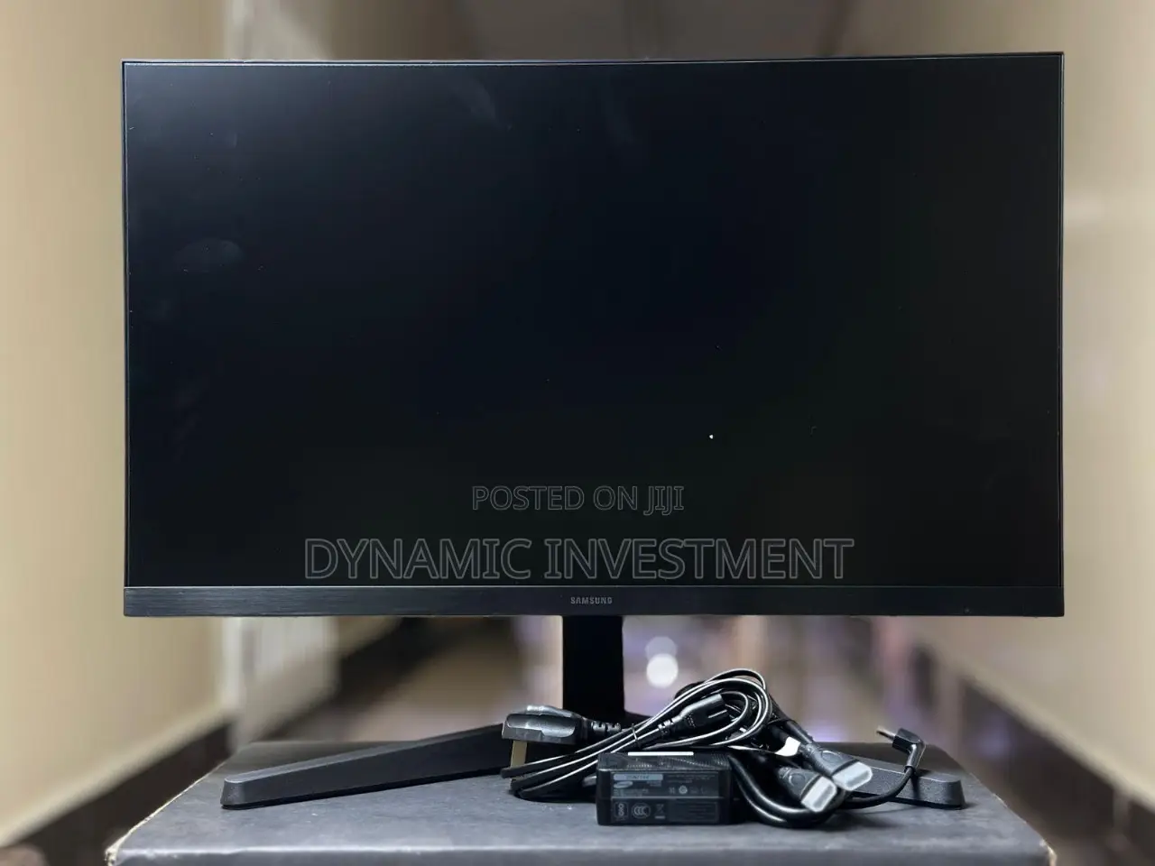 Samsung LS24C310EAMXUE 24-Inch S3 Essential Monitor