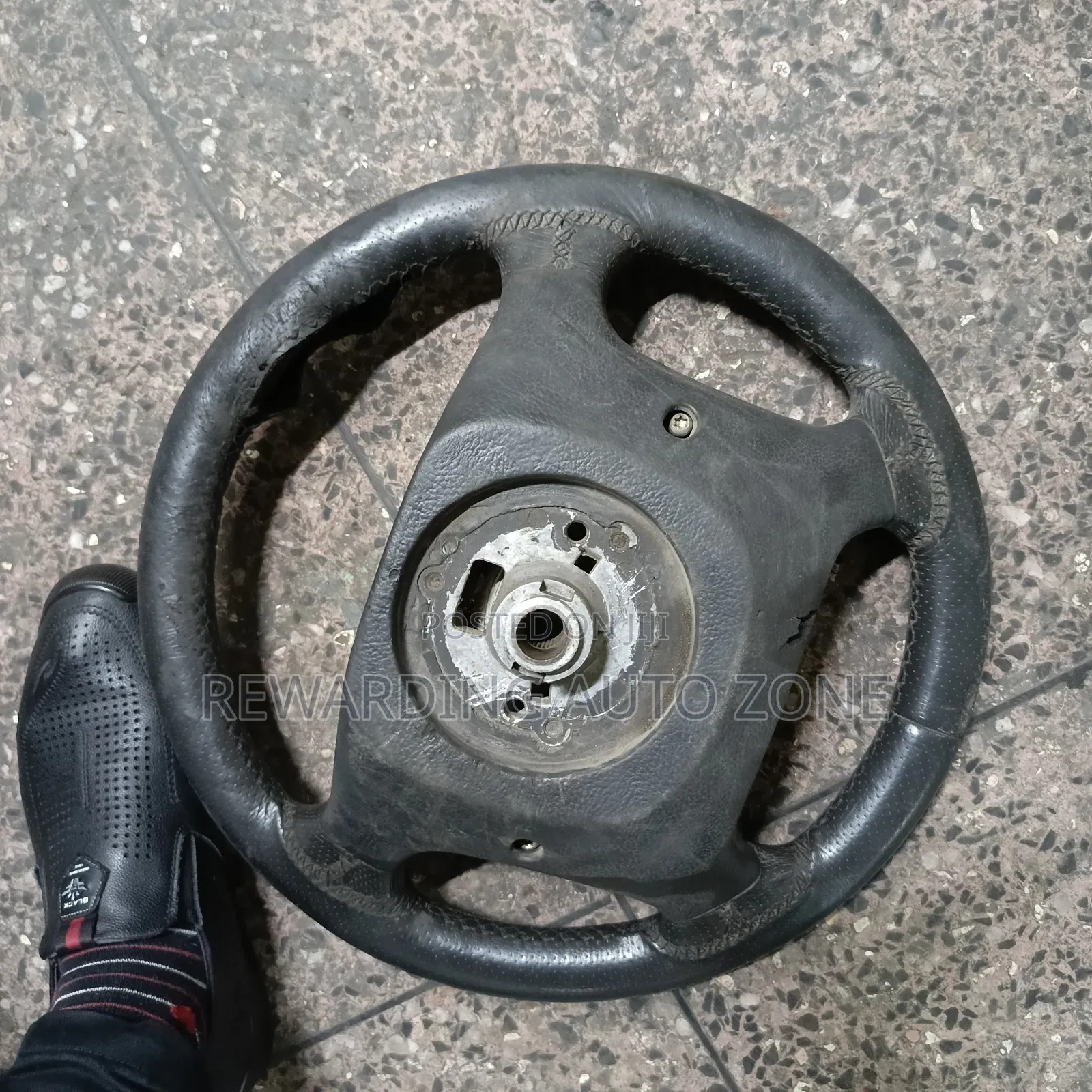 Land Rover Steering Airbag.