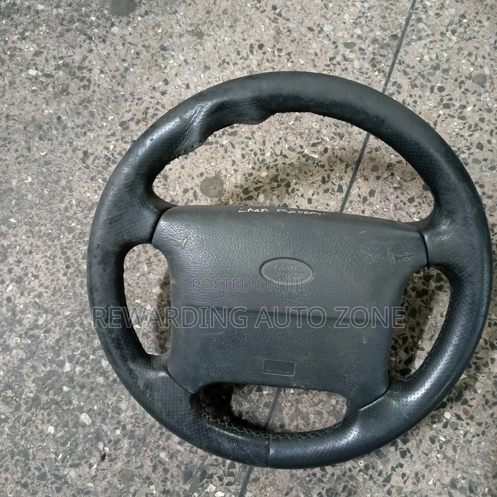Land Rover Steering Airbag.