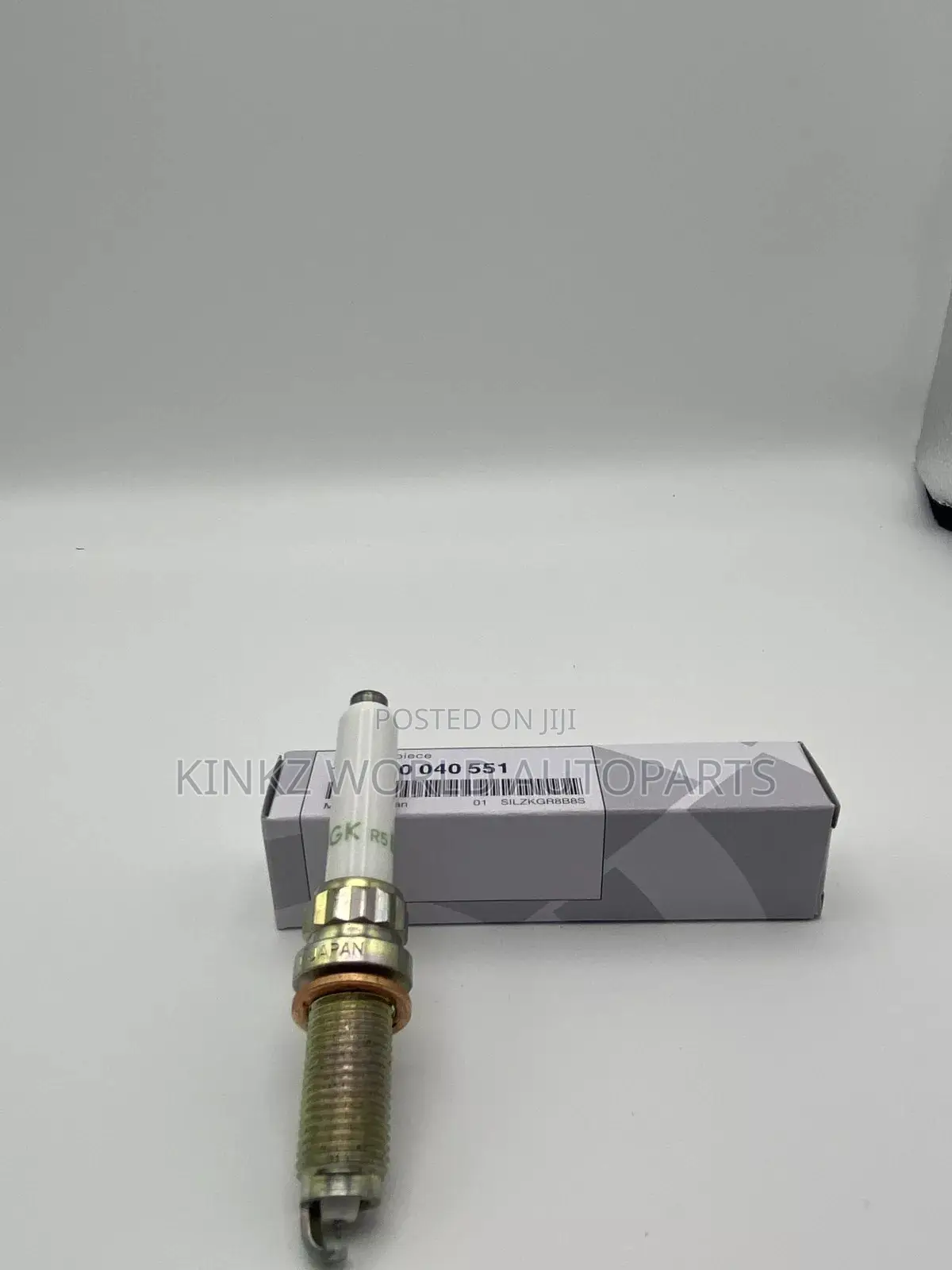 BMW ZR5SPP3320 Spark Plug Bosch 12120040551 F22,G30, X1,X3