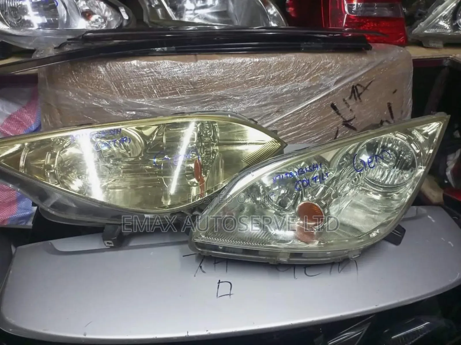 Headlight Mitsubishi Colt 2006/2008