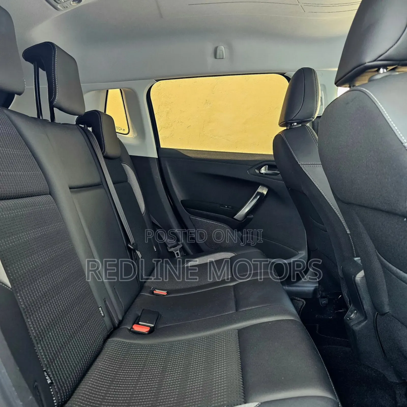 Peugeot 2008 1.2 PureTech (110 Hp) 2018 Blue