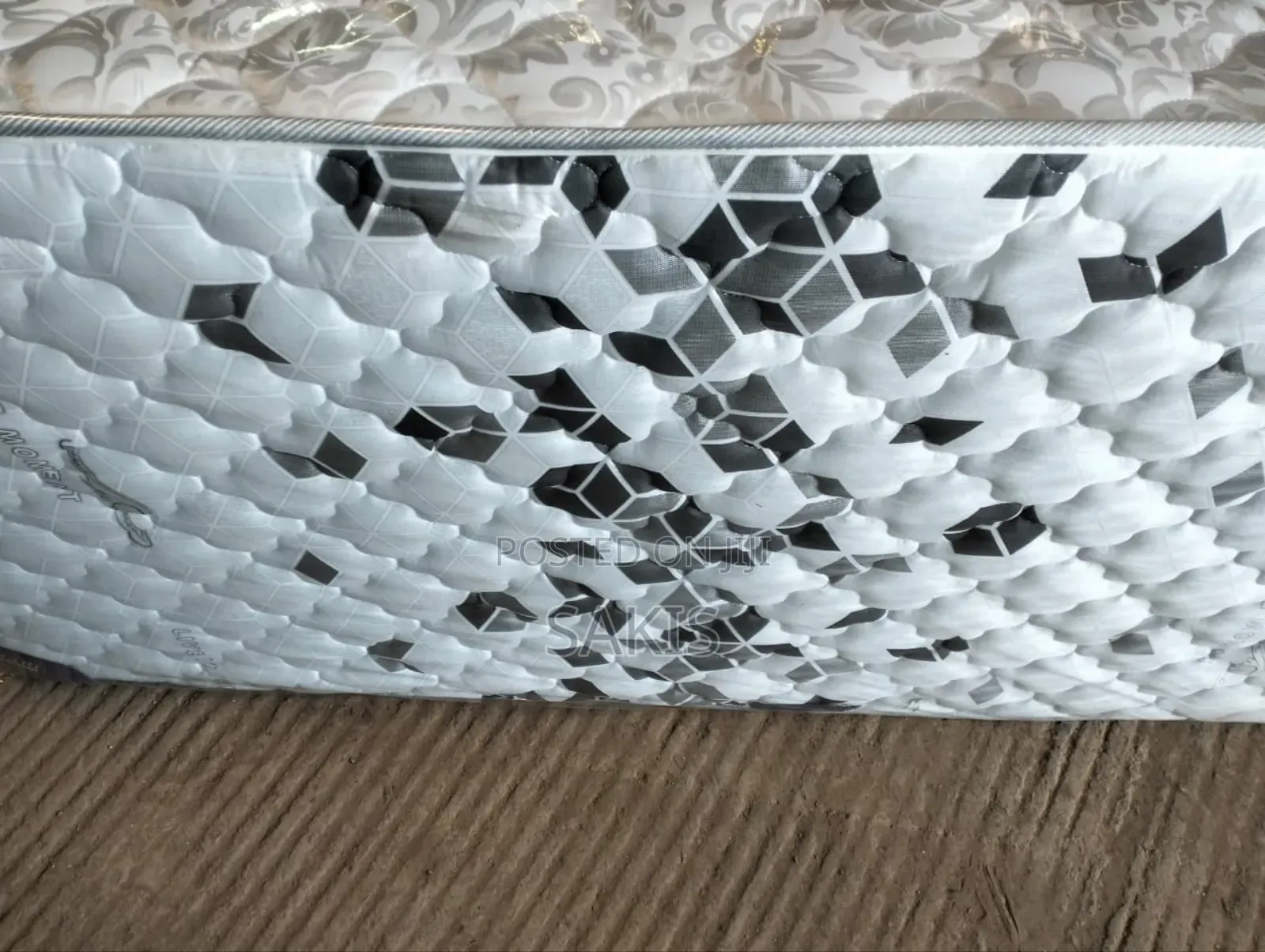 Hurray Tunakujali! 3.5x6x8 HD" Quilted, Johari Mattresses.