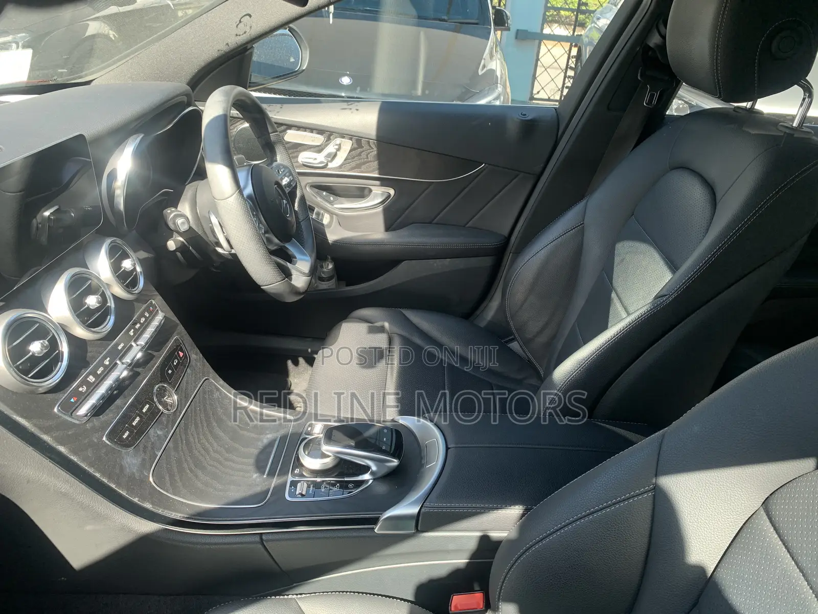 Mercedes-Benz C200 2018 Red