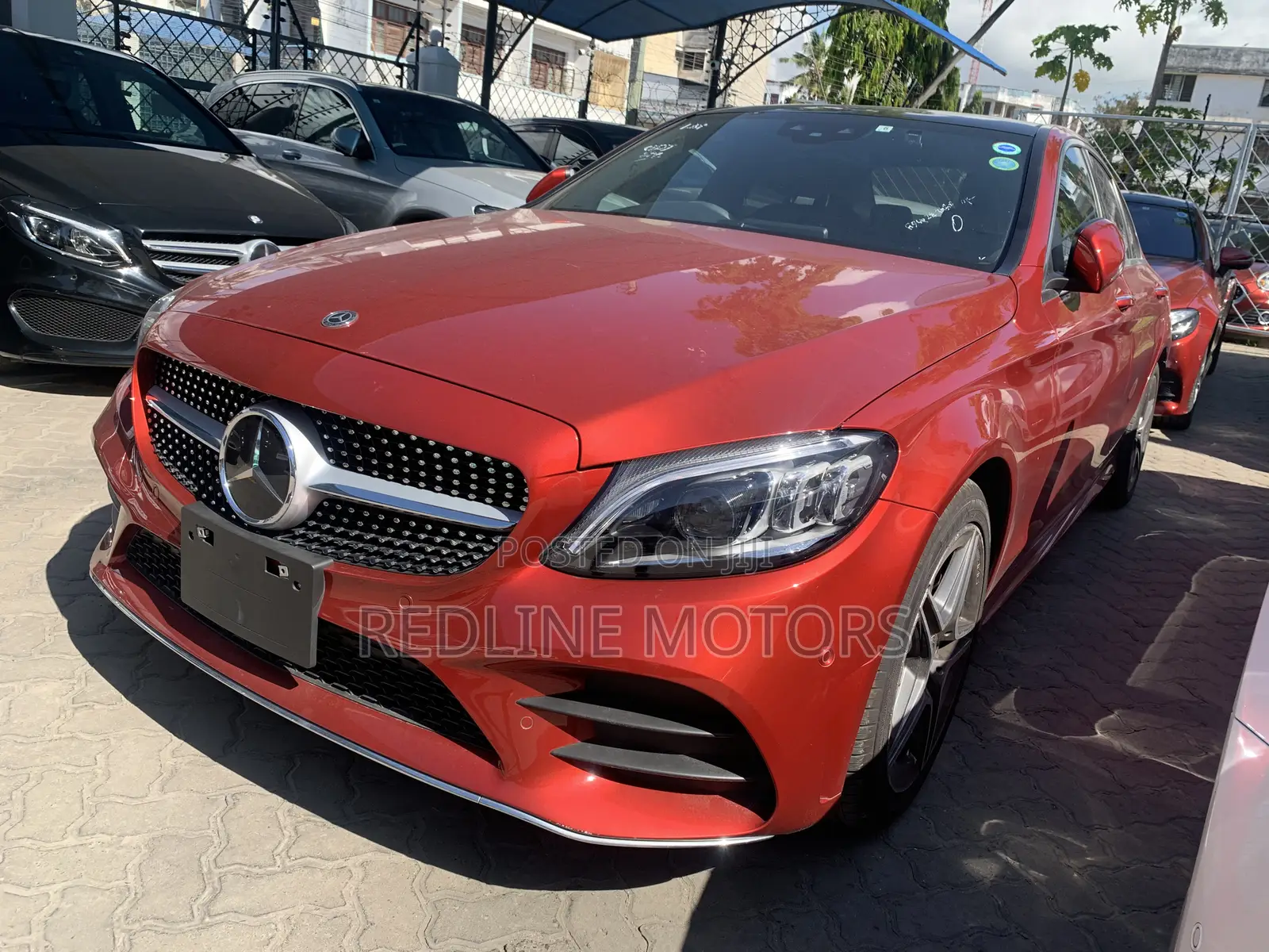 Mercedes-Benz C200 2018 Red
