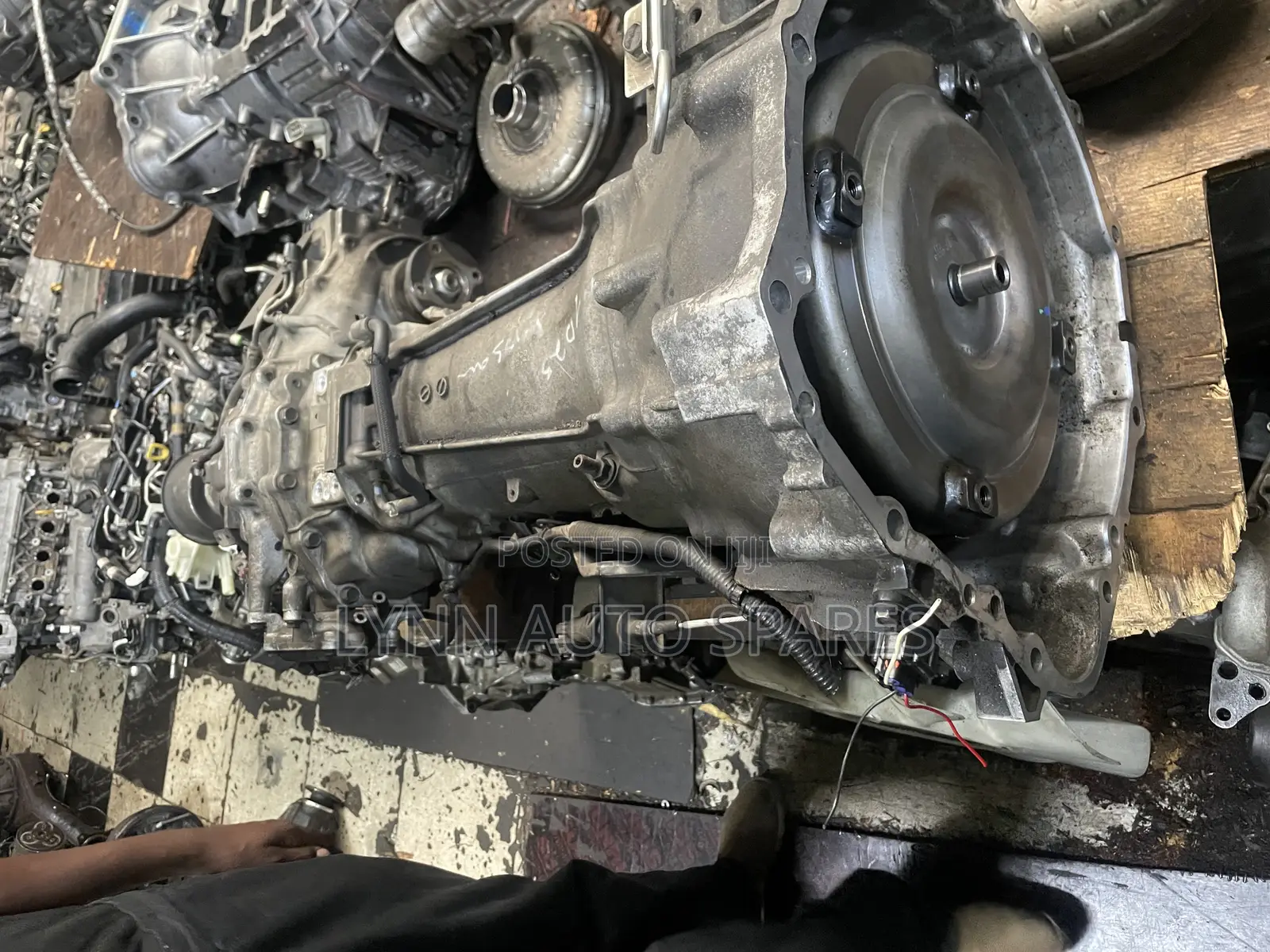 YD25 Complete Gearbox Nv350 4wd