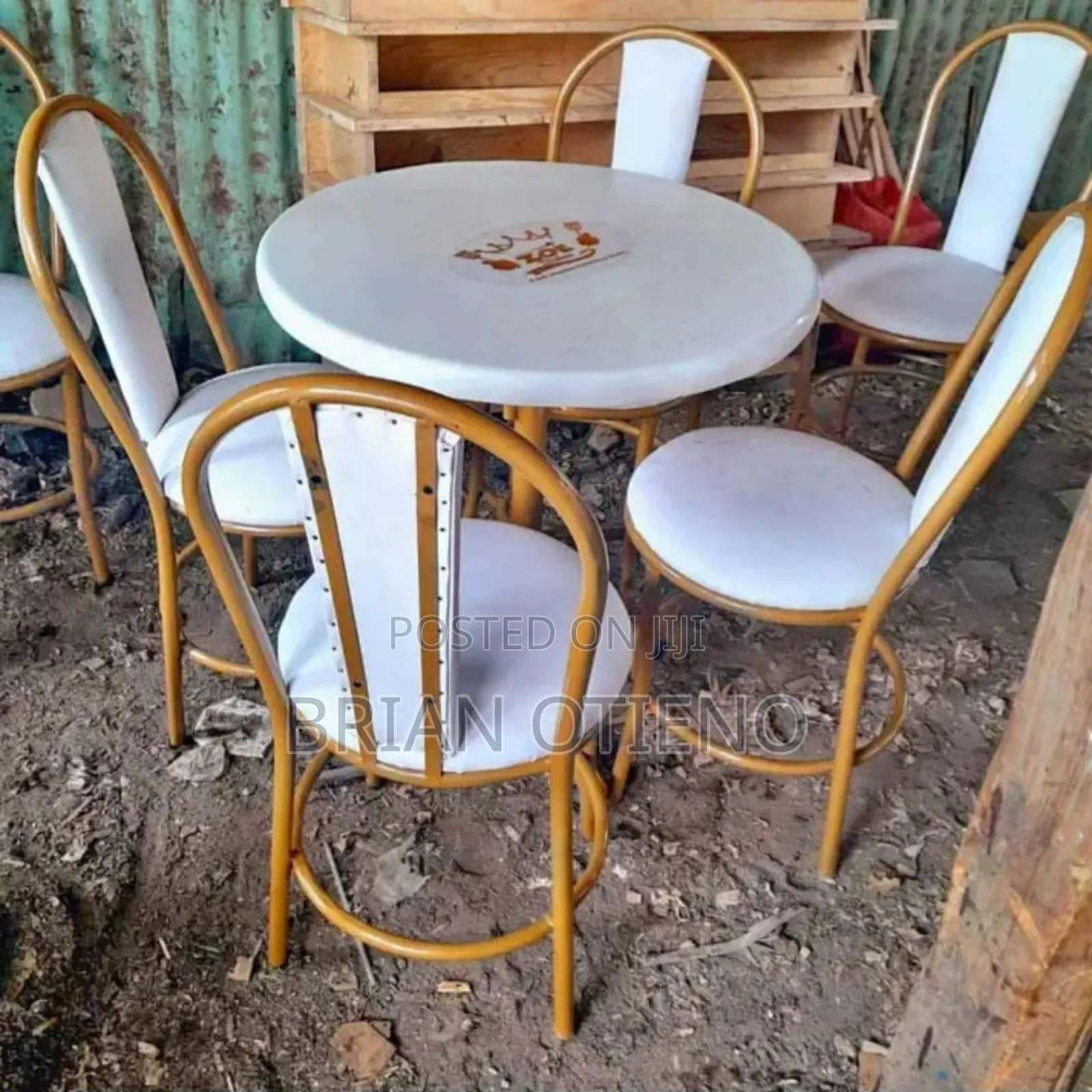 Simple Restaurant Chairs