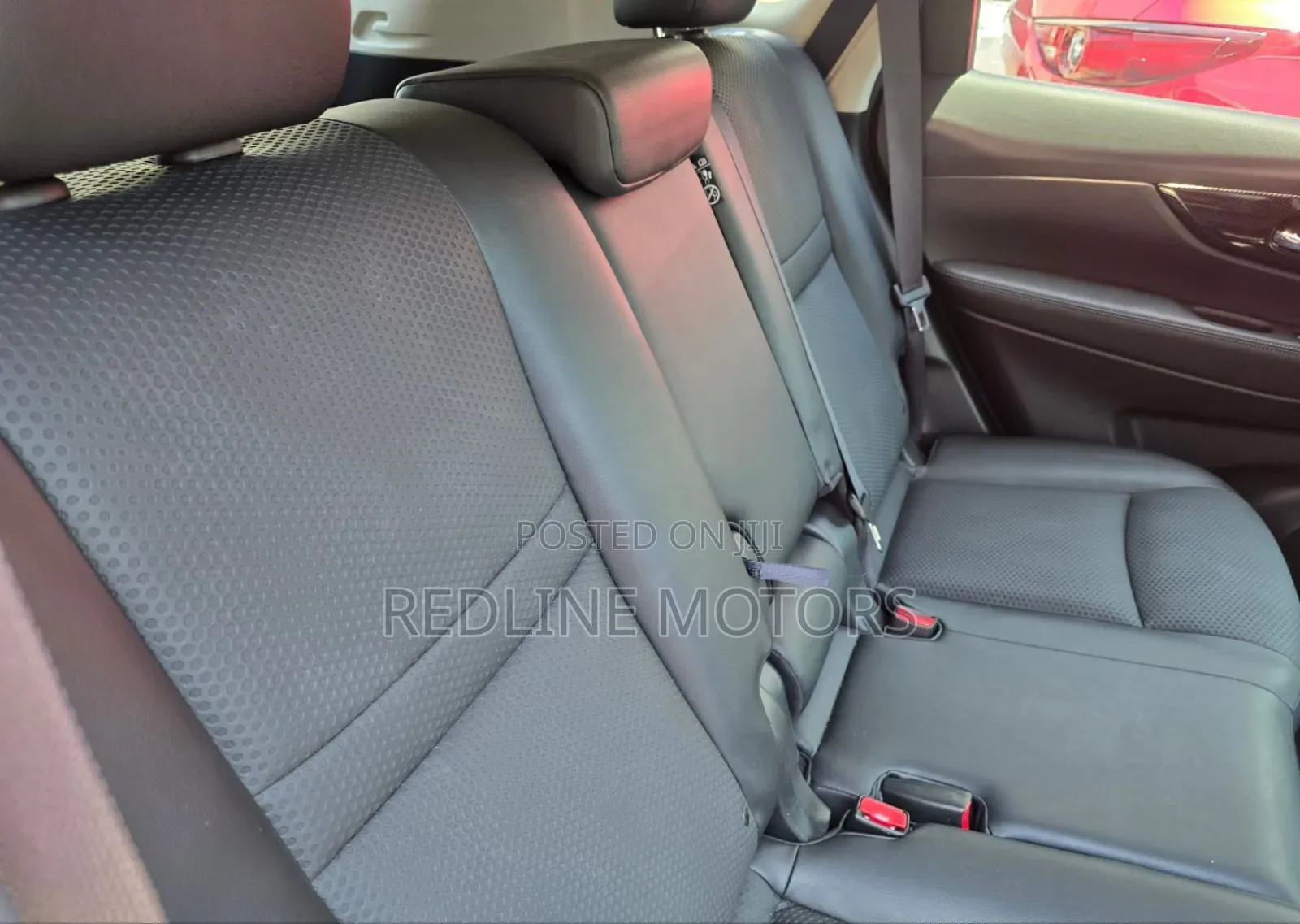 Nissan X-Trail 2018 Red