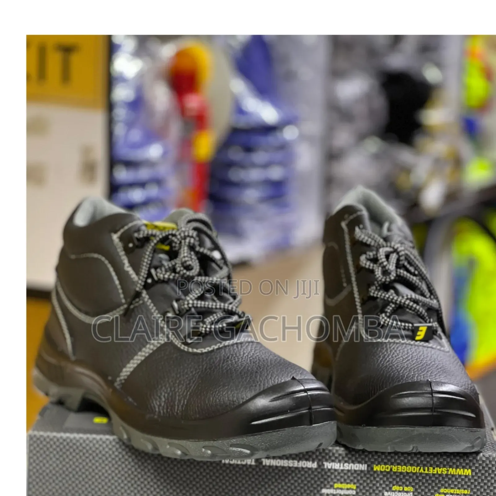 Unisex Black Safety Jogger Now Available
At Affordable Price