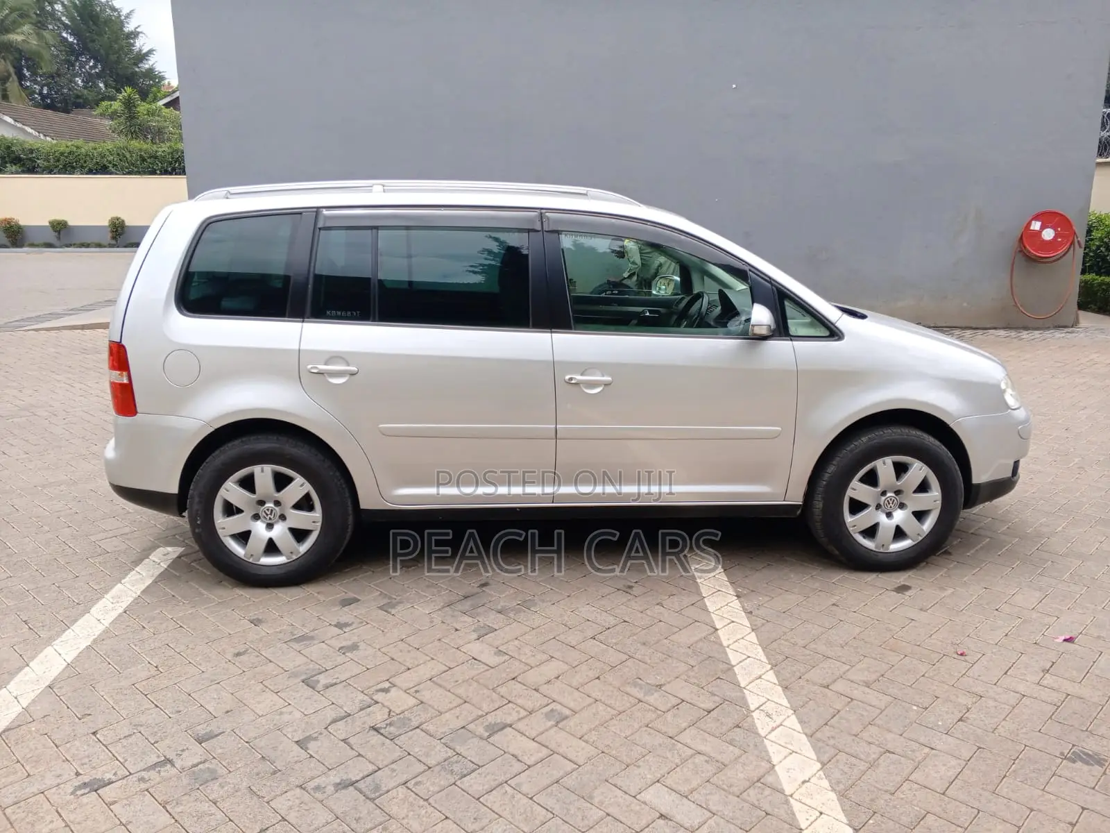 Volkswagen Touran 2007 Silver