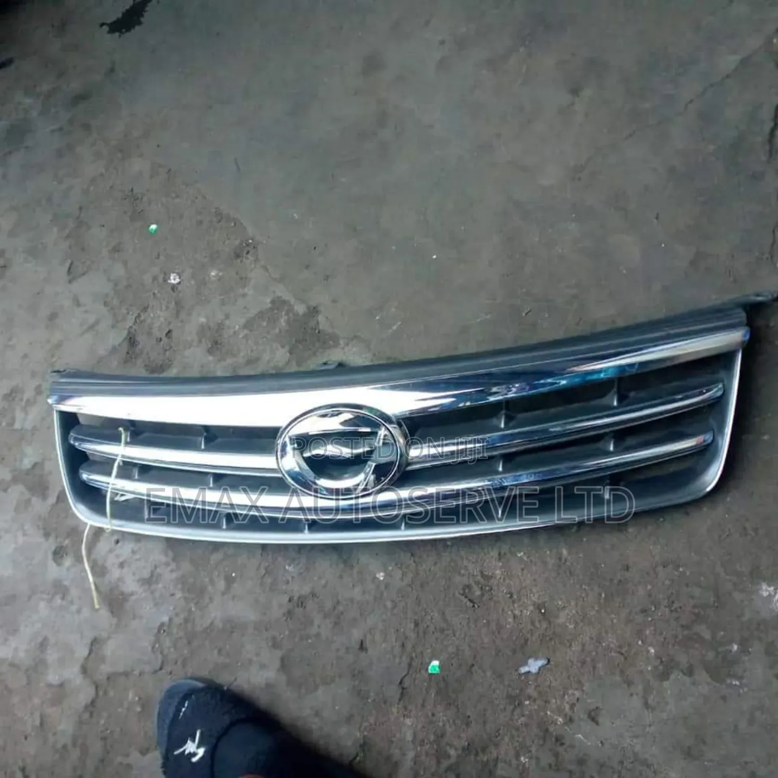 Grill Toyota Axio 2008