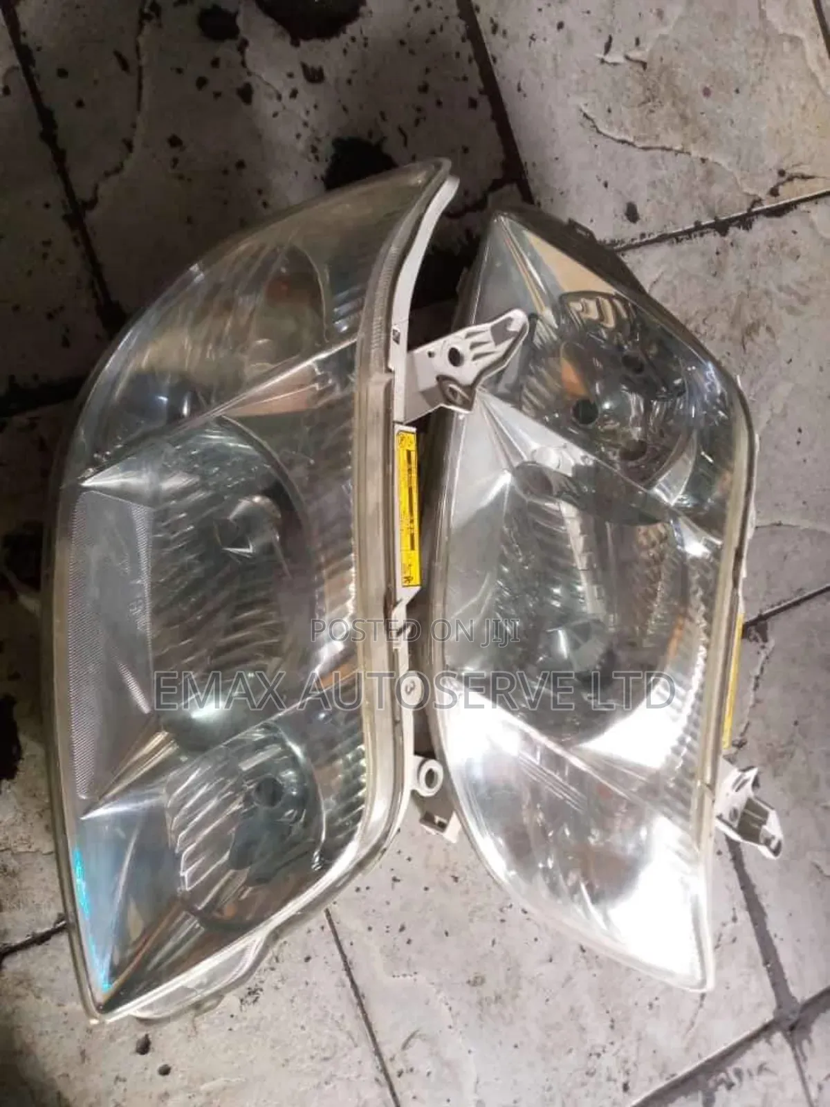 Headlight Nze 2005 Xenon
