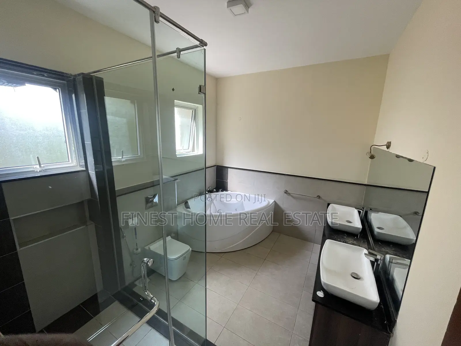 5bdrm Villa in Lavington for sale