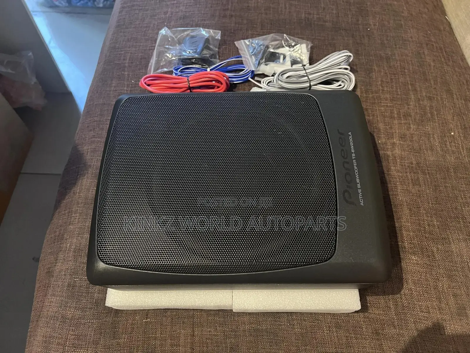 Pioneer TS-BW200LA Car Ultra-Thin 700W Underseat Subwoofer