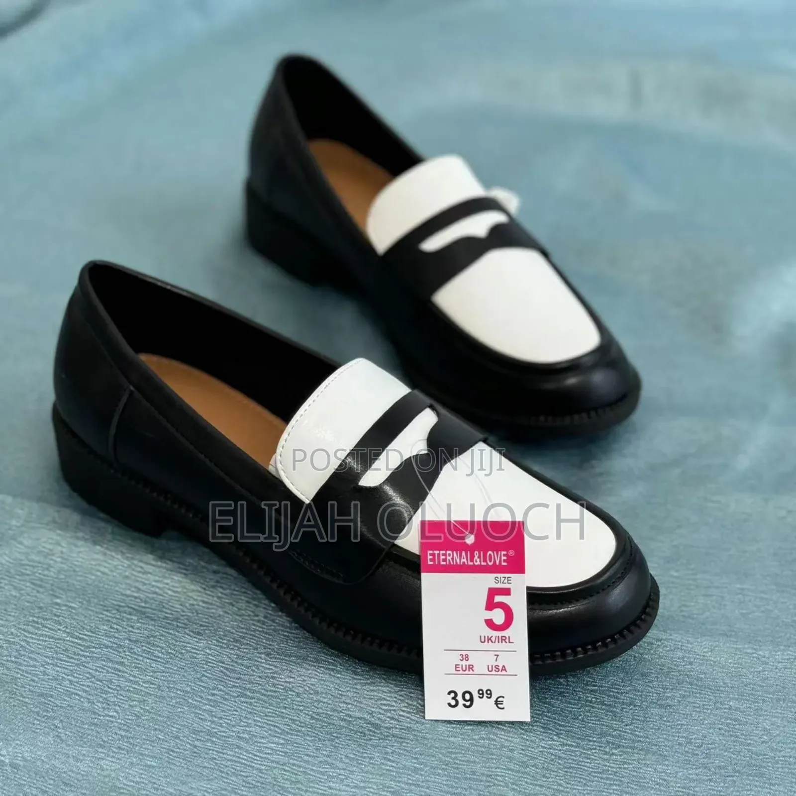 Two-Tone Leather Brogues (Eternal Love)*