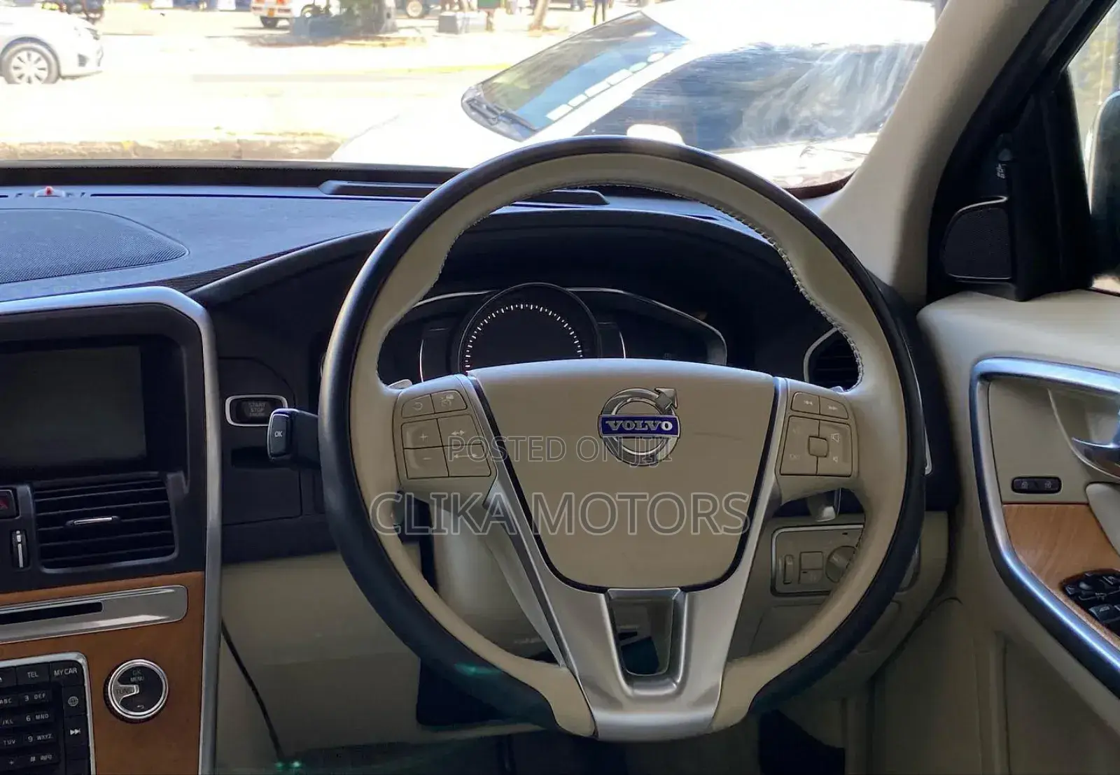 Volvo XC60 2018 Blue