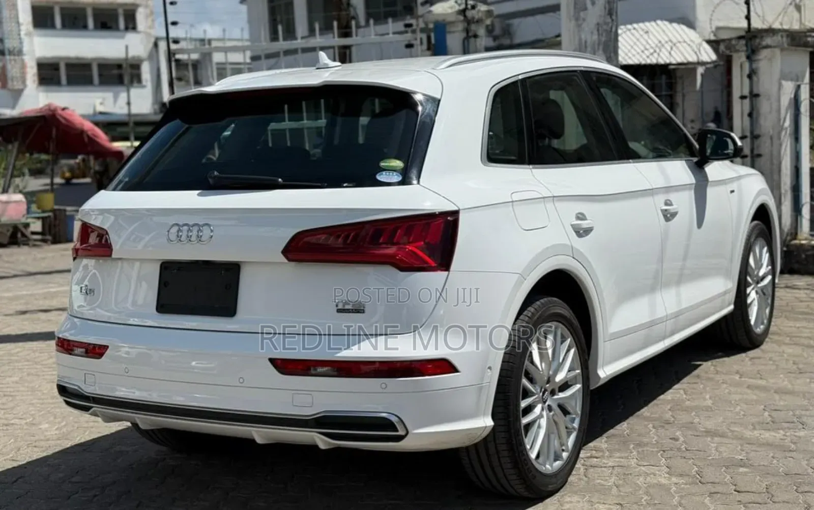 Audi Q5 2017 Off white